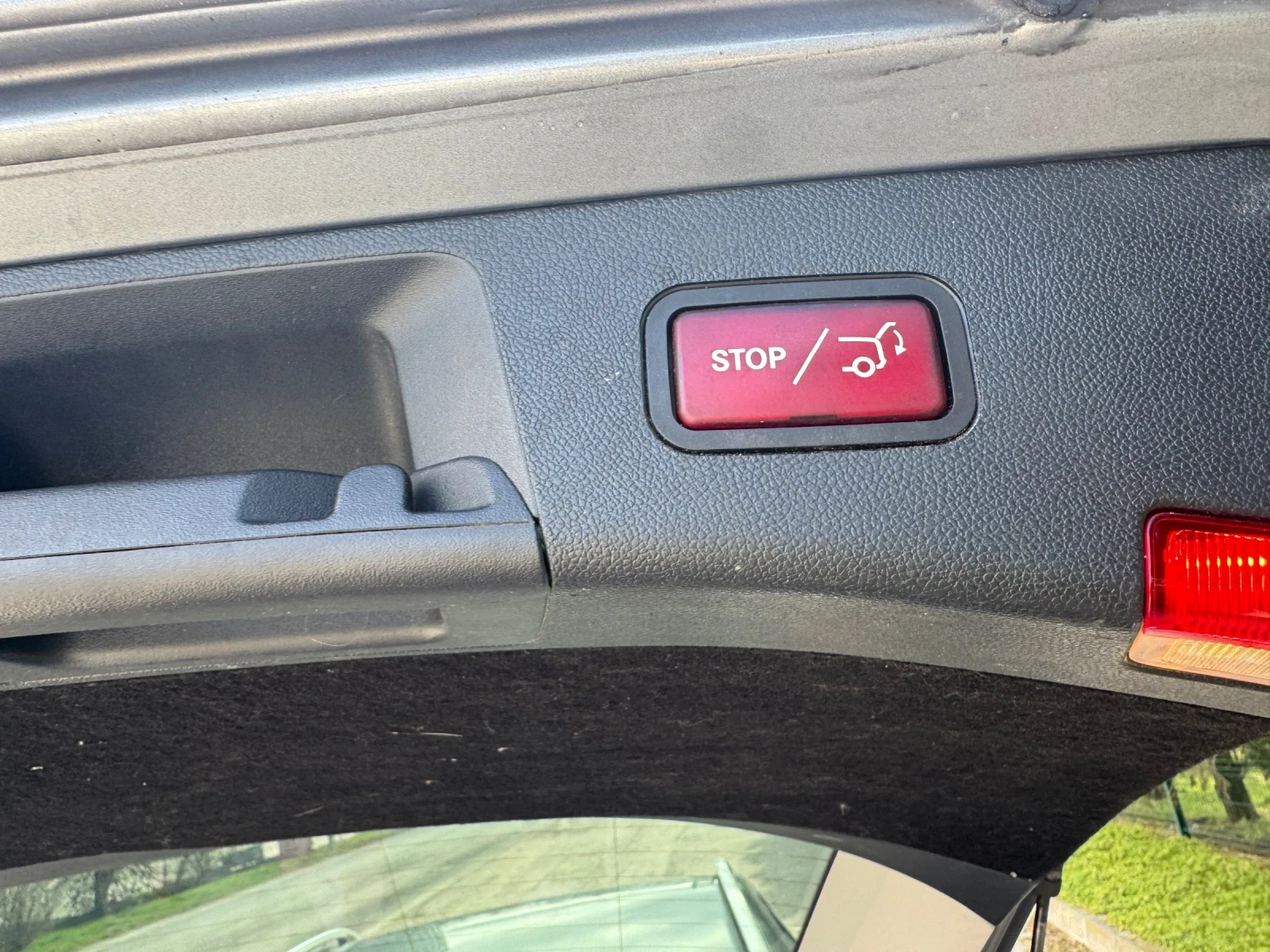 Mercedes-Benz E 350 МЕРЦЕДЕС Е350-265 к.с 4 MATIC НОВ ВНОС , снимка 17 - Автомобили и джипове - 54233172