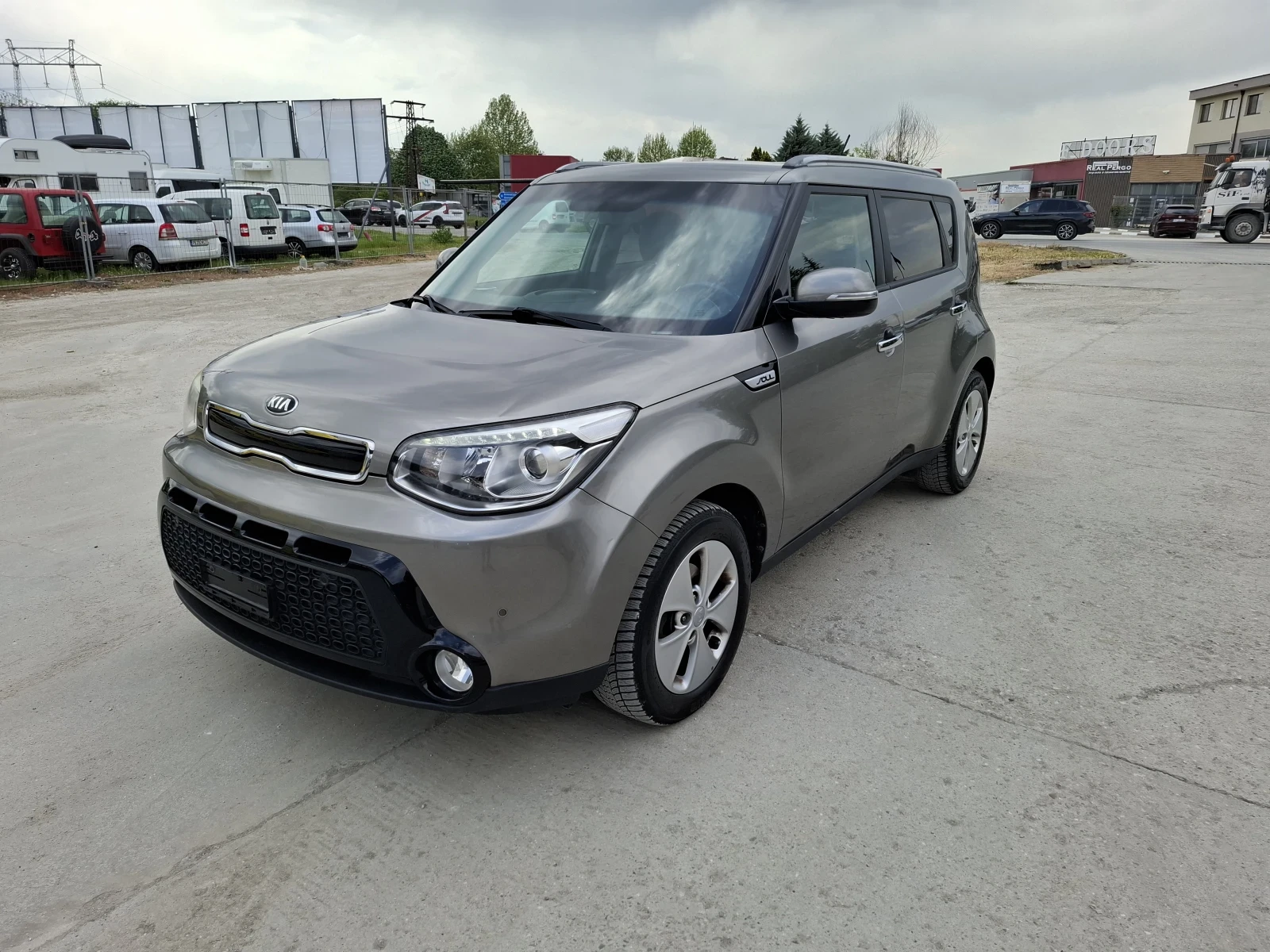 Kia Soul, снимка 2 - Автомобили и джипове - 54376786