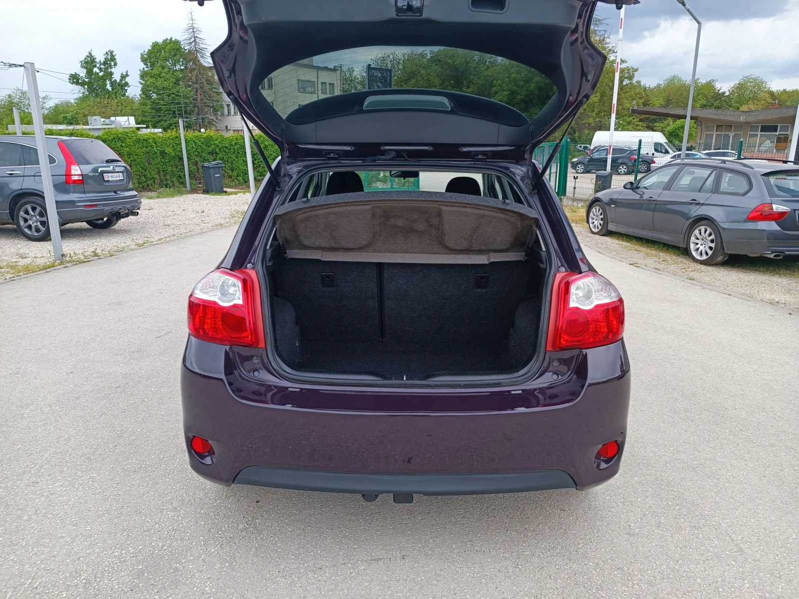 Toyota Auris 1.8i-147��-���������-�����-6��-FACELIFT-NAVI | Mobile.bg � ����������� 4