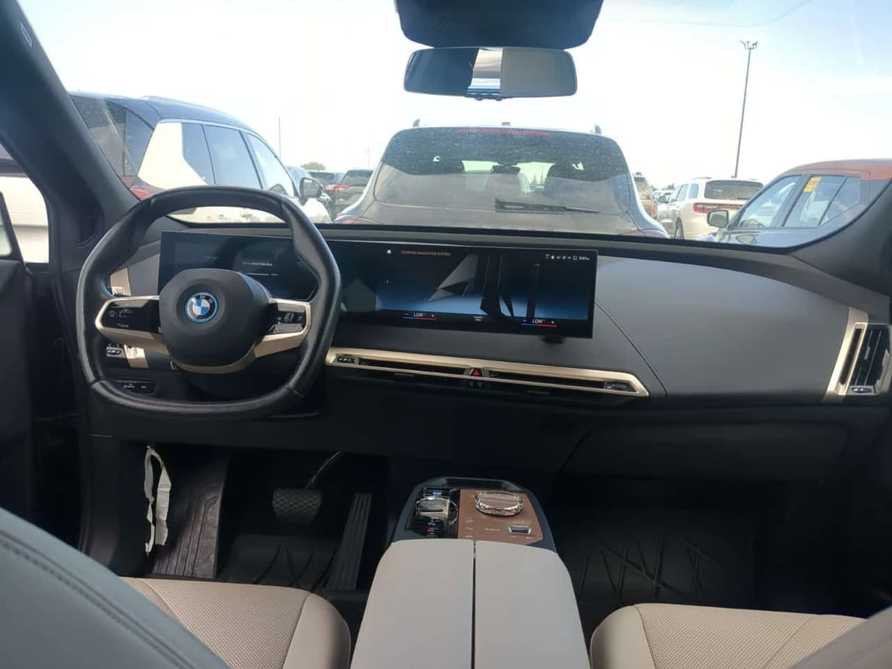 BMW iX M60| BOWERS&WILKINS| SWAROWSKI| HUD| 360| PANO | Mobile.bg � ����������� 6