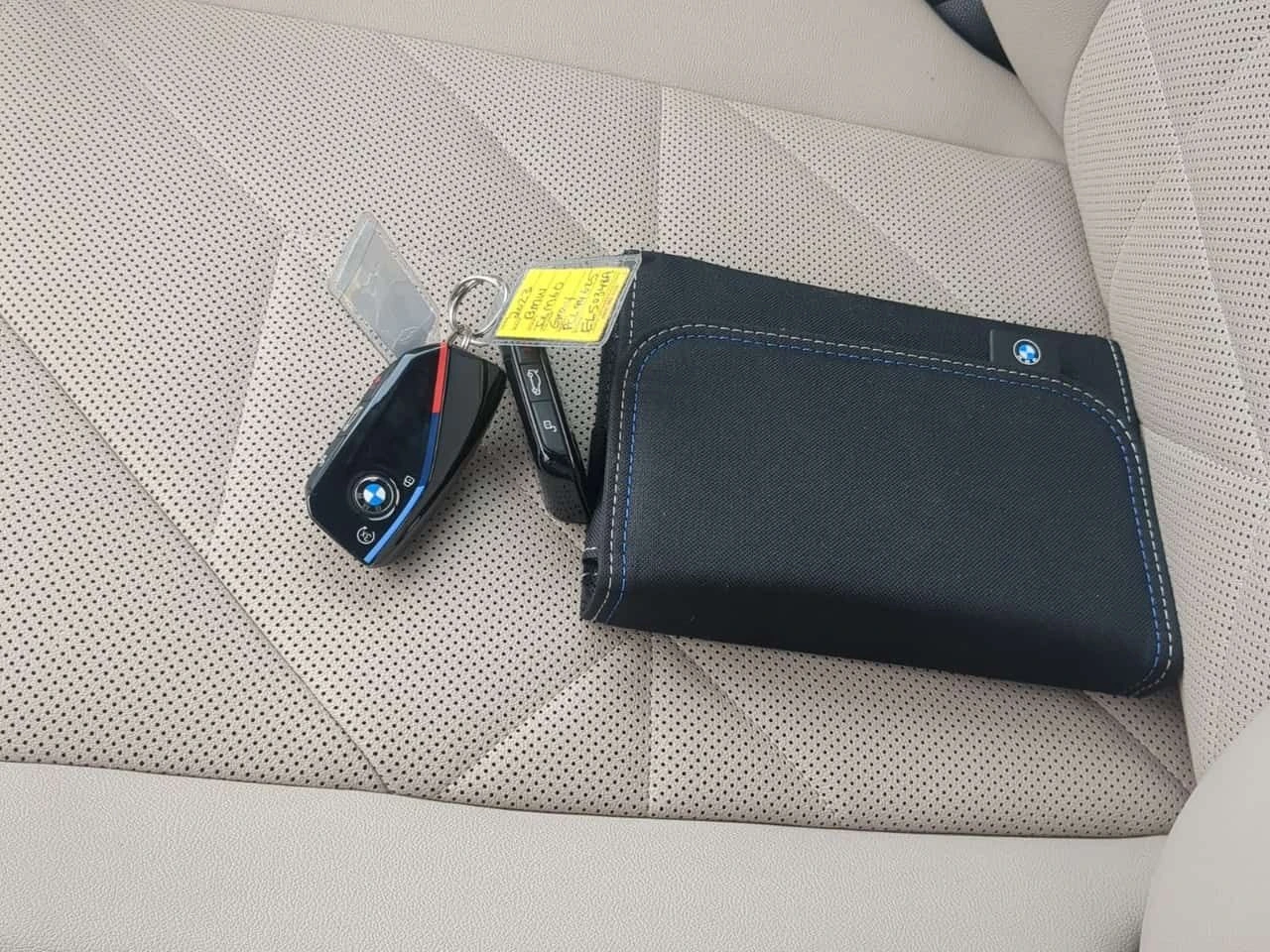 BMW iX M60| BOWERS&WILKINS| SWAROWSKI| HUD| 360| PANO | Mobile.bg � ����������� 16