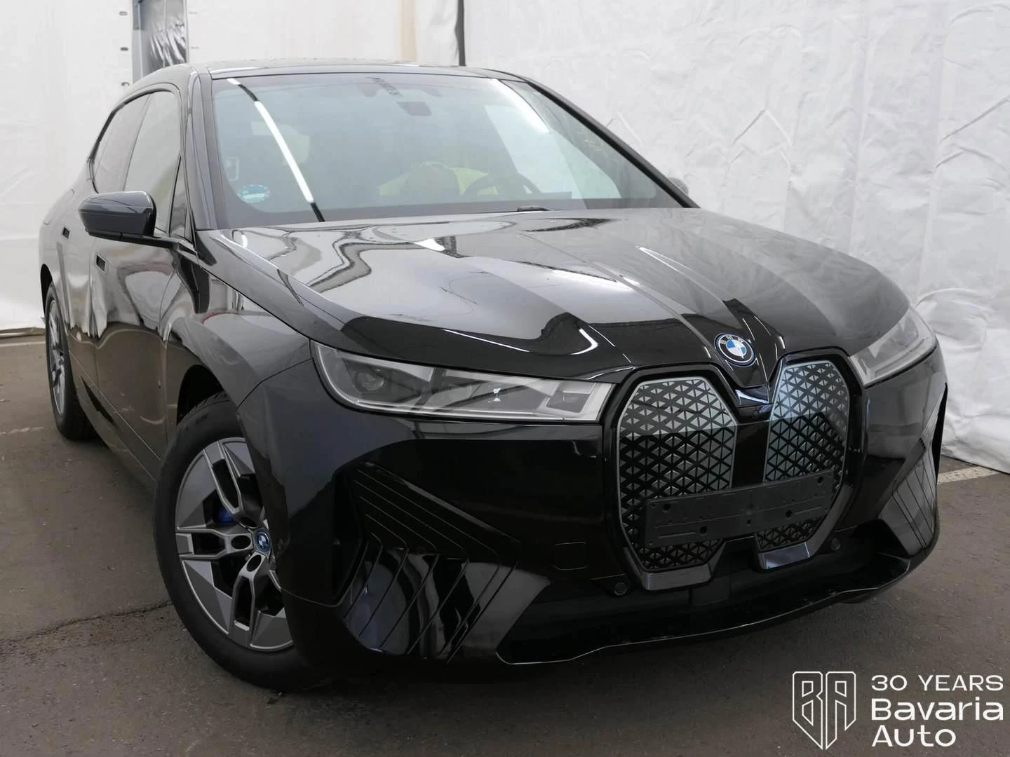 BMW iX 50 xDrive Edition Sport, снимка 4 - Автомобили и джипове - 54570768