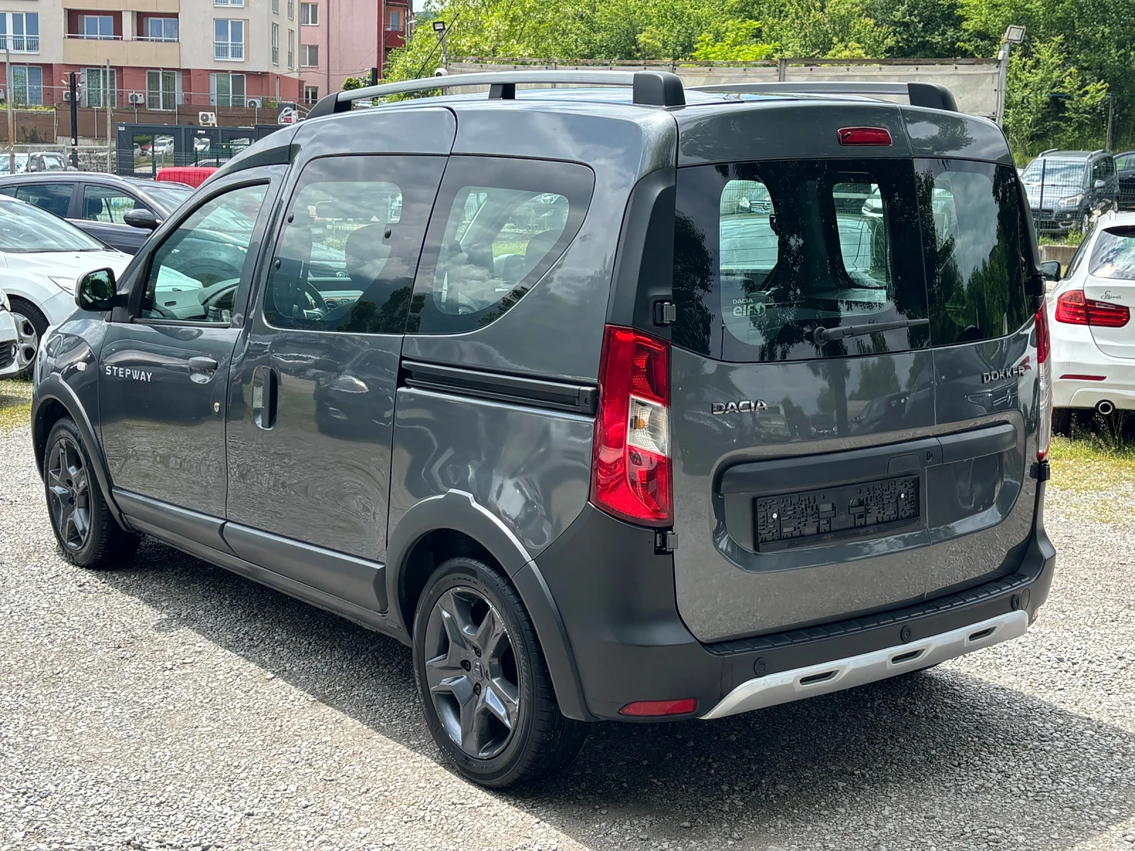 Dacia Dokker 1.5DCI, снимка 4 - Автомобили и джипове - 54660228