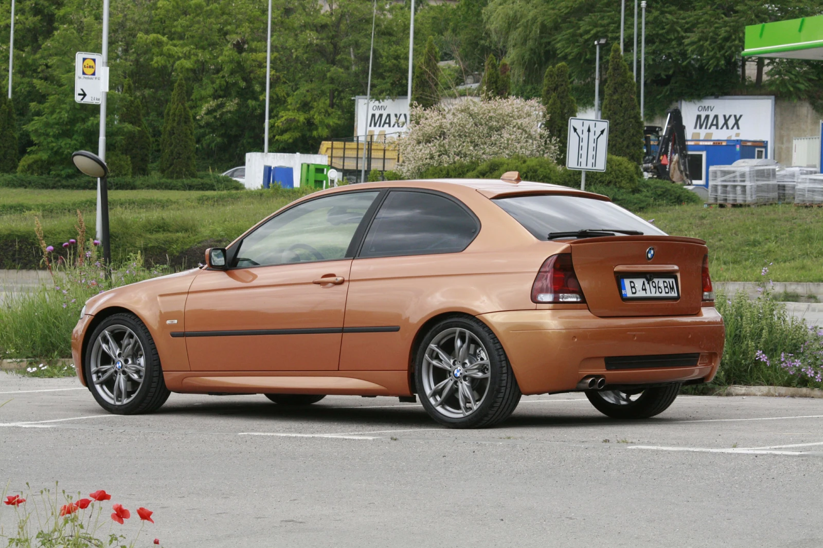 BMW 325 330ti, снимка 5 - Автомобили и джипове - 54660369