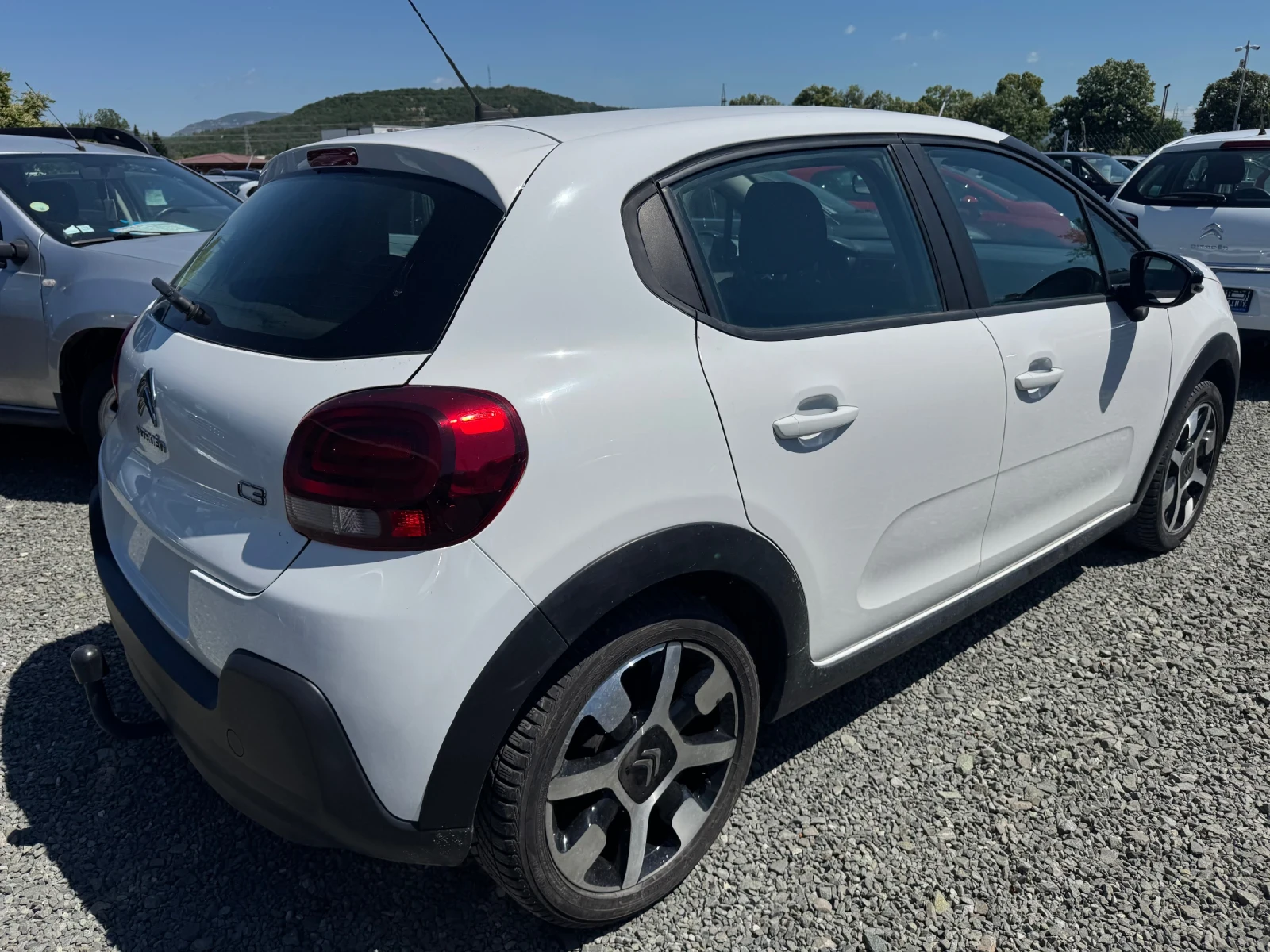 Citroen C3 1.2, снимка 4 - Автомобили и джипове - 54913177
