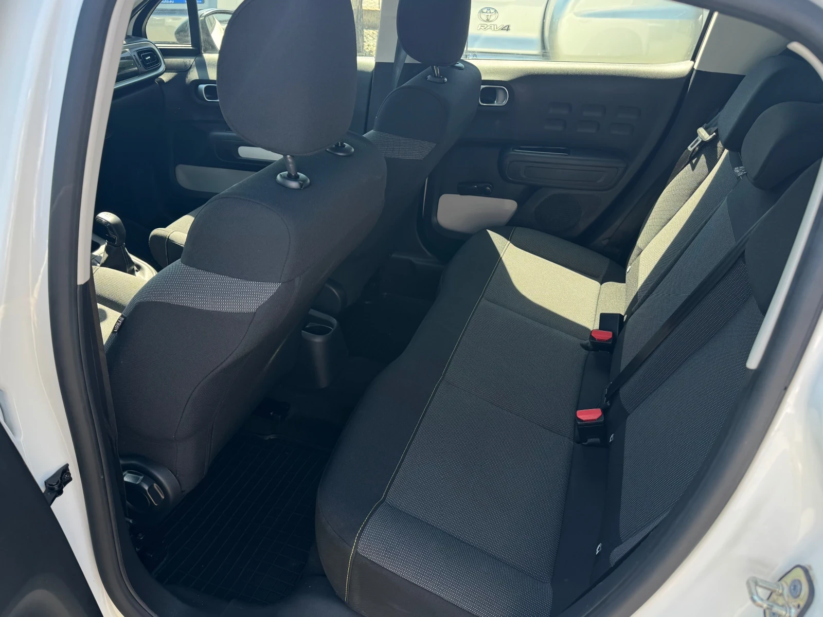 Citroen C3 1.2, снимка 11 - Автомобили и джипове - 54913177