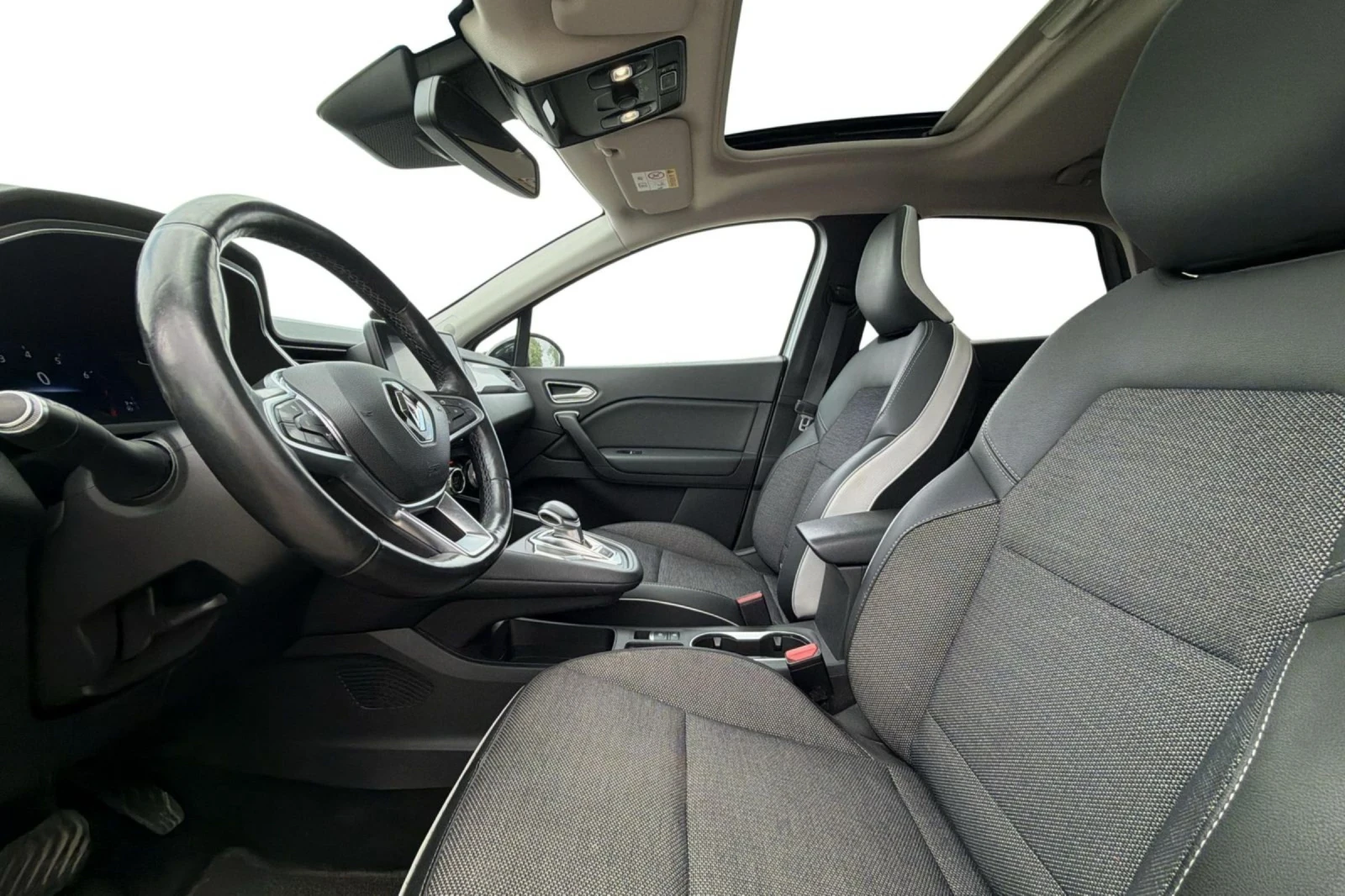 Renault Captur 1.3 TCe | EDC Automatic | Two tone colour , снимка 9 - Автомобили и джипове - 55251041