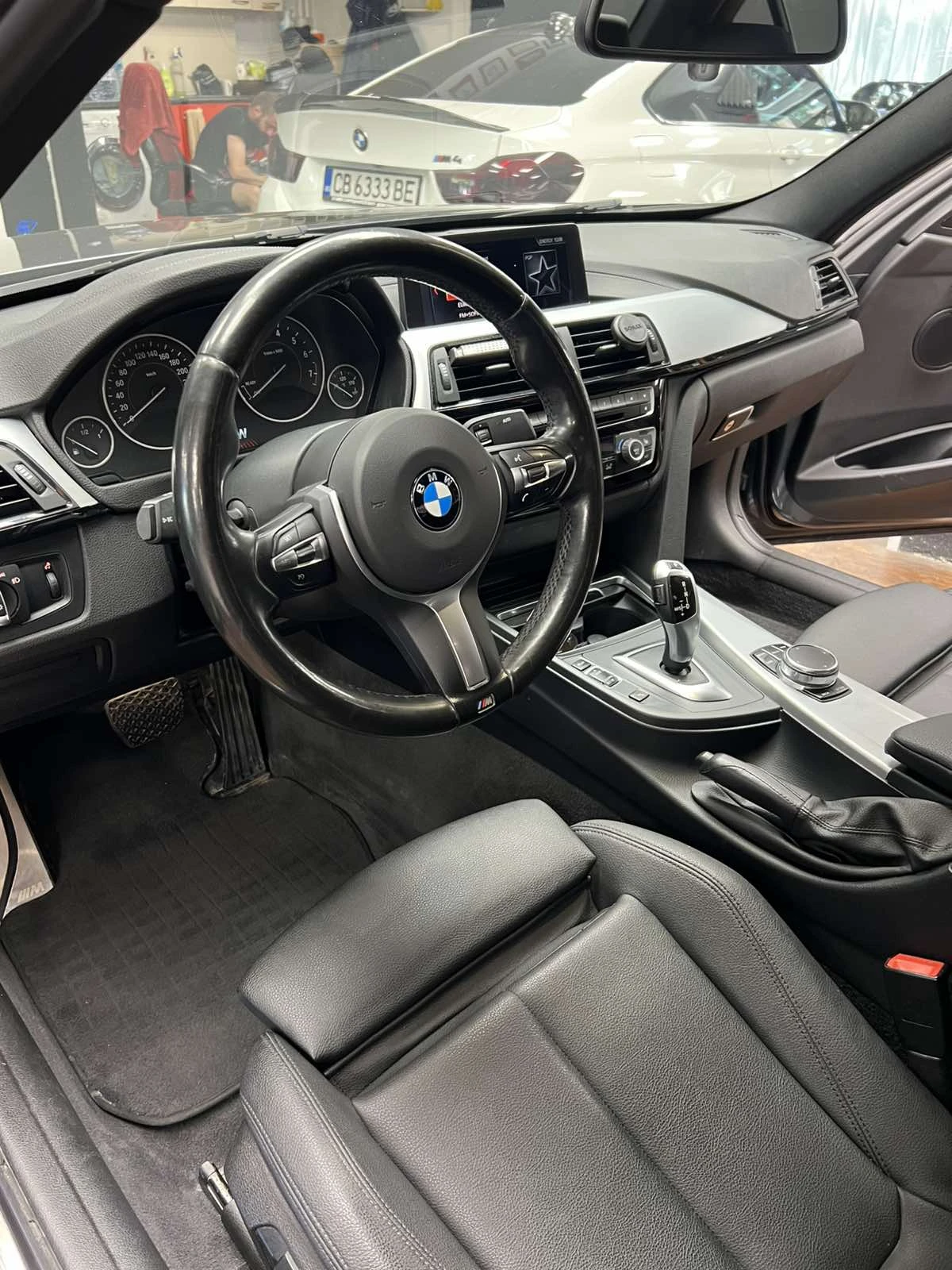 BMW 330, снимка 7 - Автомобили и джипове - 55365485