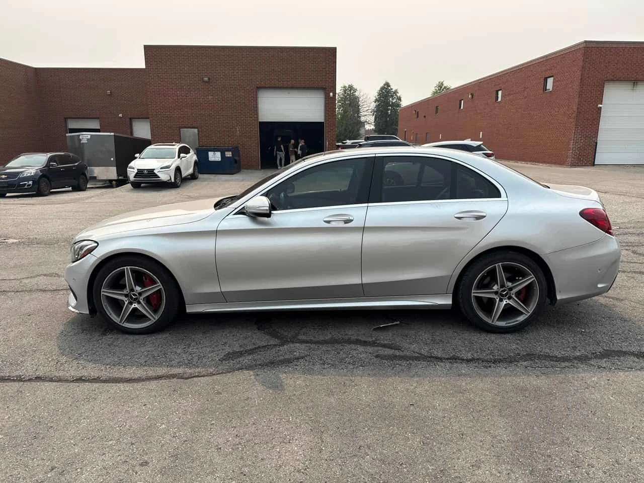 Mercedes-Benz C 400 * CARFAX * ОПЦИЯ ЗА ФИНАНСИРАНЕ , снимка 2 - Автомобили и джипове - 55504589