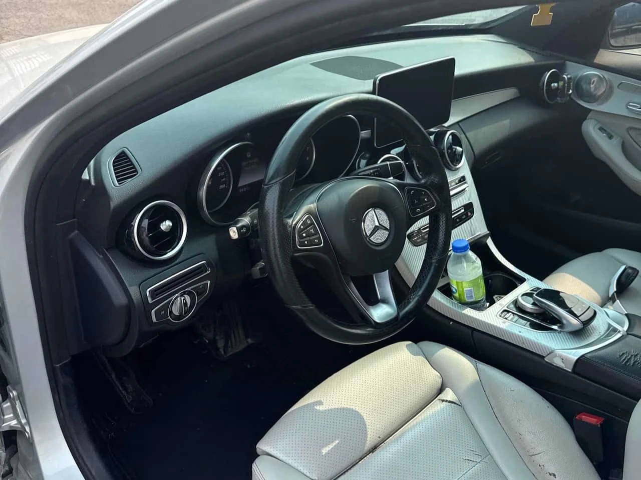 Mercedes-Benz C 400 * CARFAX * ОПЦИЯ ЗА ФИНАНСИРАНЕ , снимка 5 - Автомобили и джипове - 55504589