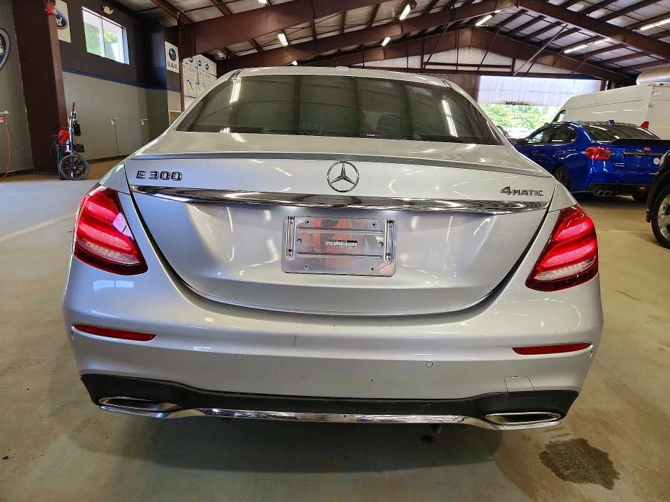 Mercedes-Benz E 300 300 / ПРОГНОЗНА ЦЕНА до БГ, снимка 6 - Автомобили и джипове - 55617693