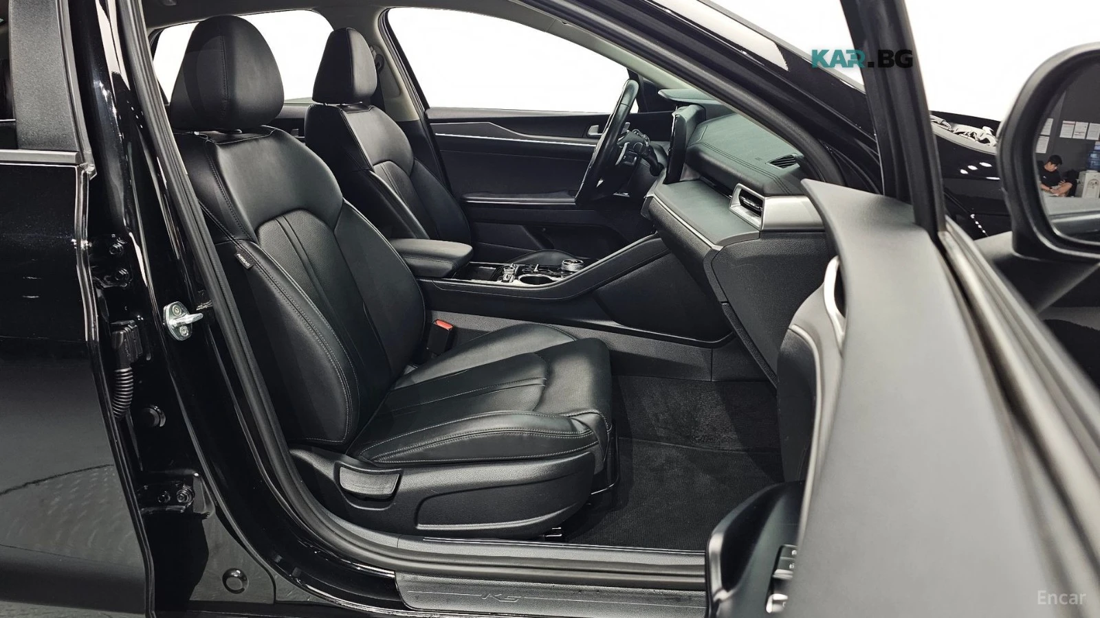 Kia K5 2.0 ГАЗ* PRESTIGE* КОЖА* ПОДГРЕВ* ОБДУХВАНЕ* КАМЕР, снимка 16 - Автомобили и джипове - 55835674
