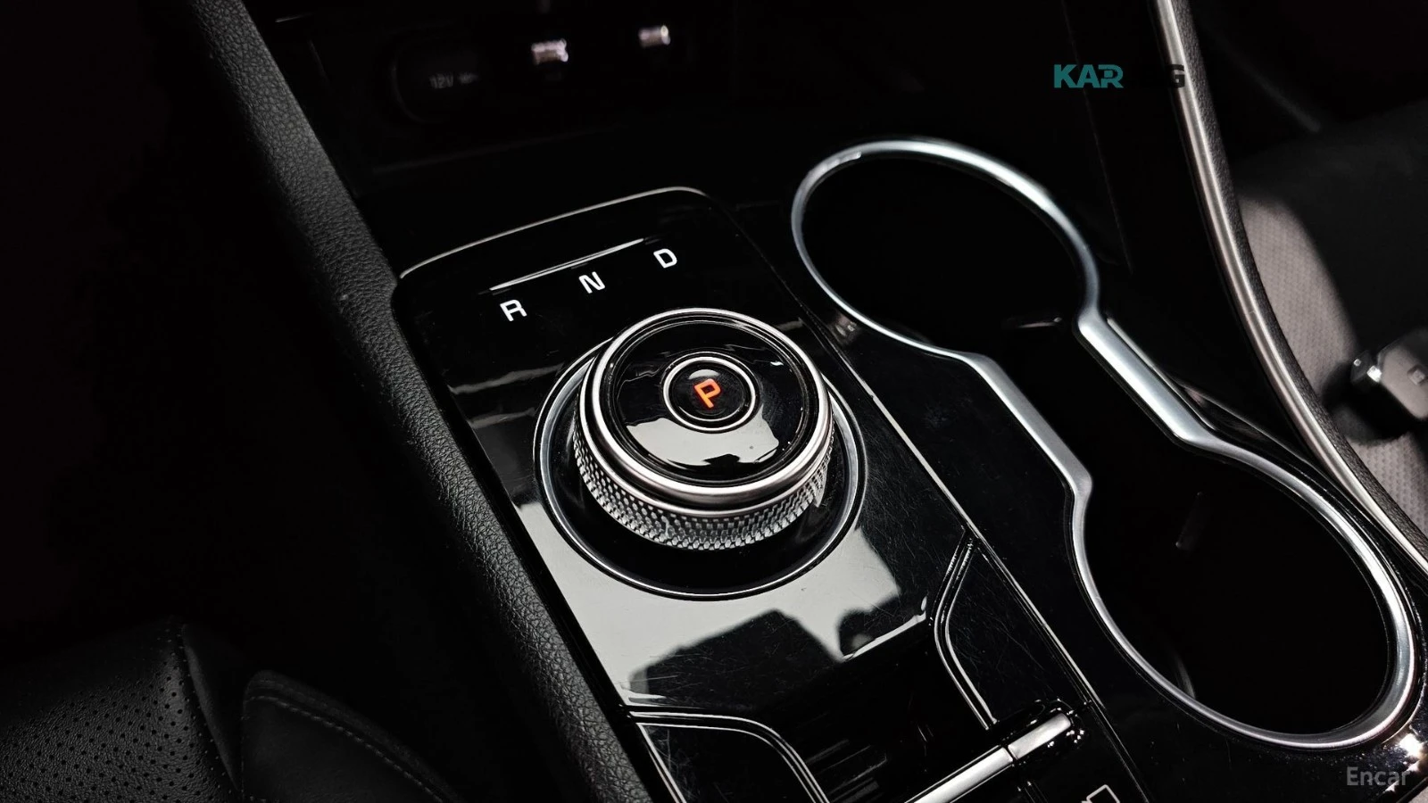 Kia K5 2.0 ГАЗ* PRESTIGE* КОЖА* ПОДГРЕВ* ОБДУХВАНЕ* КАМЕР, снимка 8 - Автомобили и джипове - 55835674