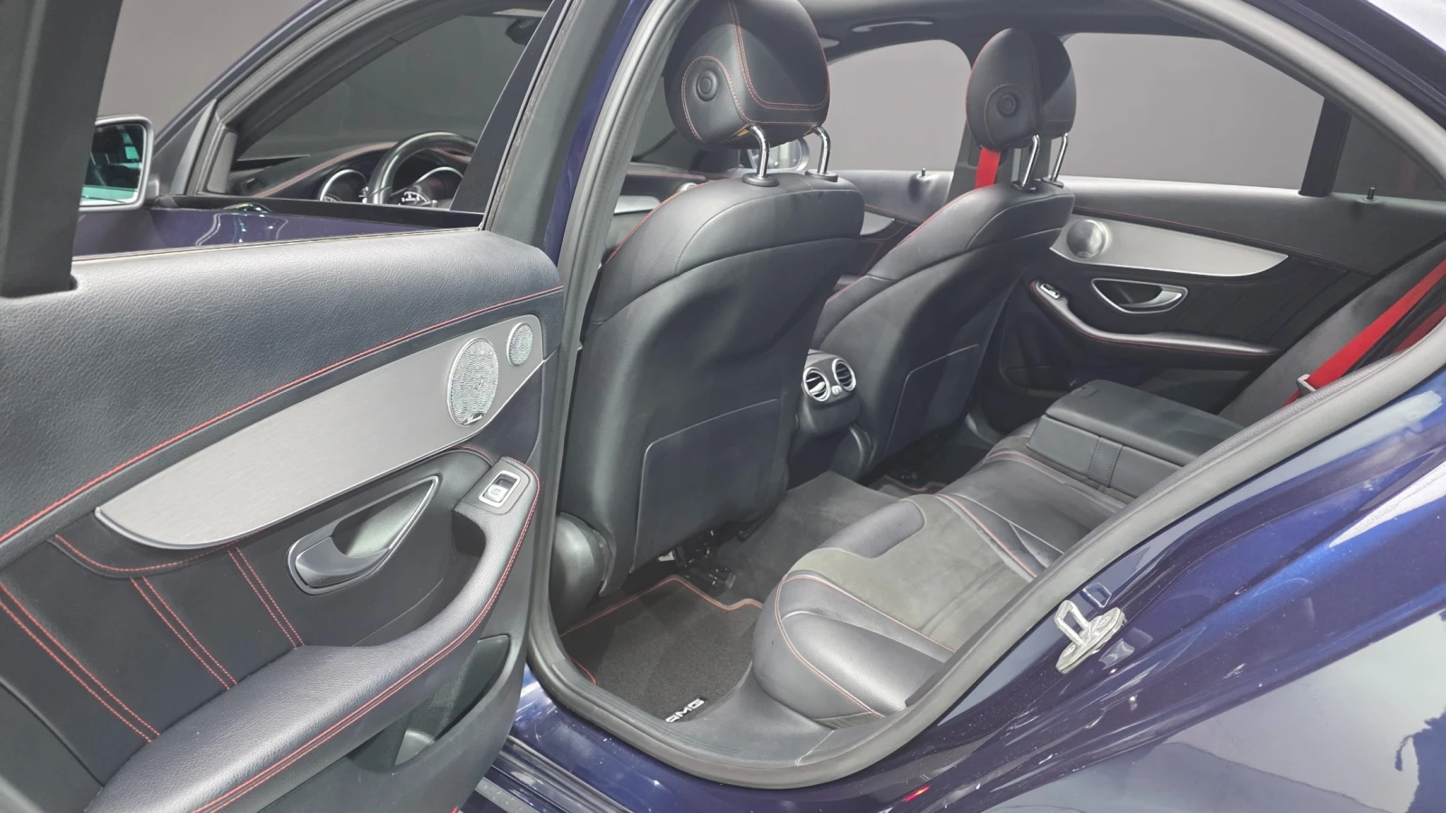 Mercedes-Benz C 43 AMG 4MATIC | HUD | AMG | Шибедах, снимка 10 - Автомобили и джипове - 56213875