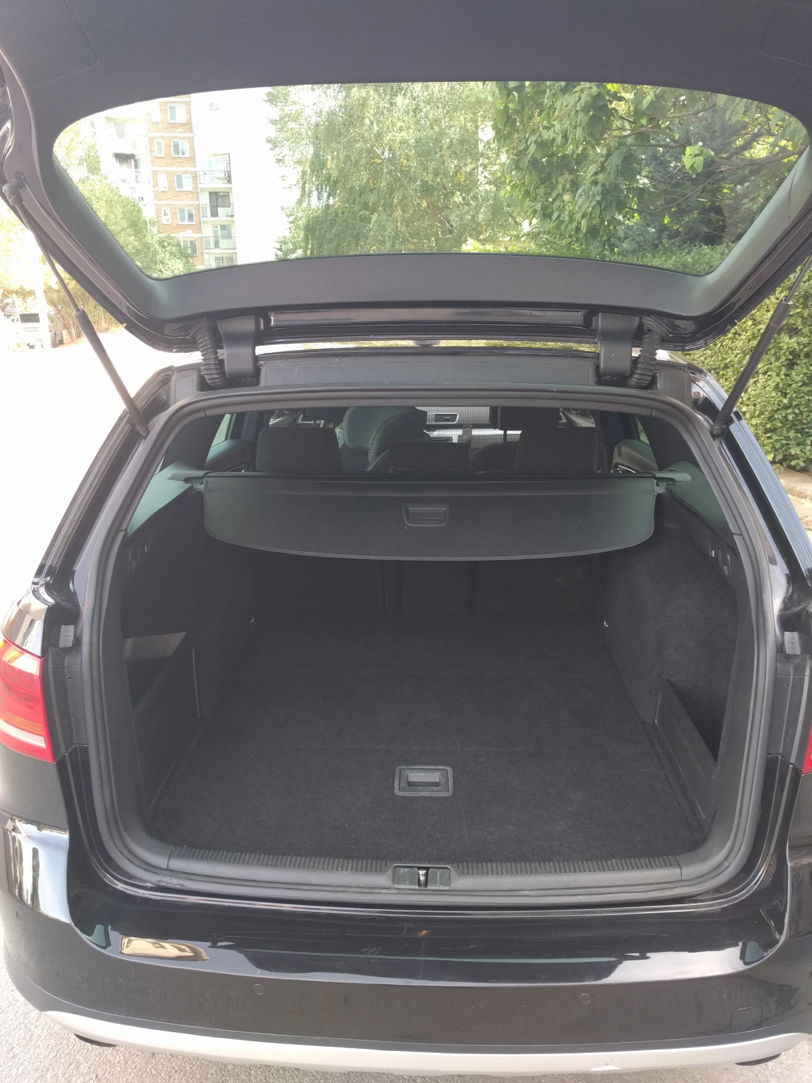 VW Passat Alltrack - СПЕШНО!, снимка 13 - Автомобили и джипове - 56331049
