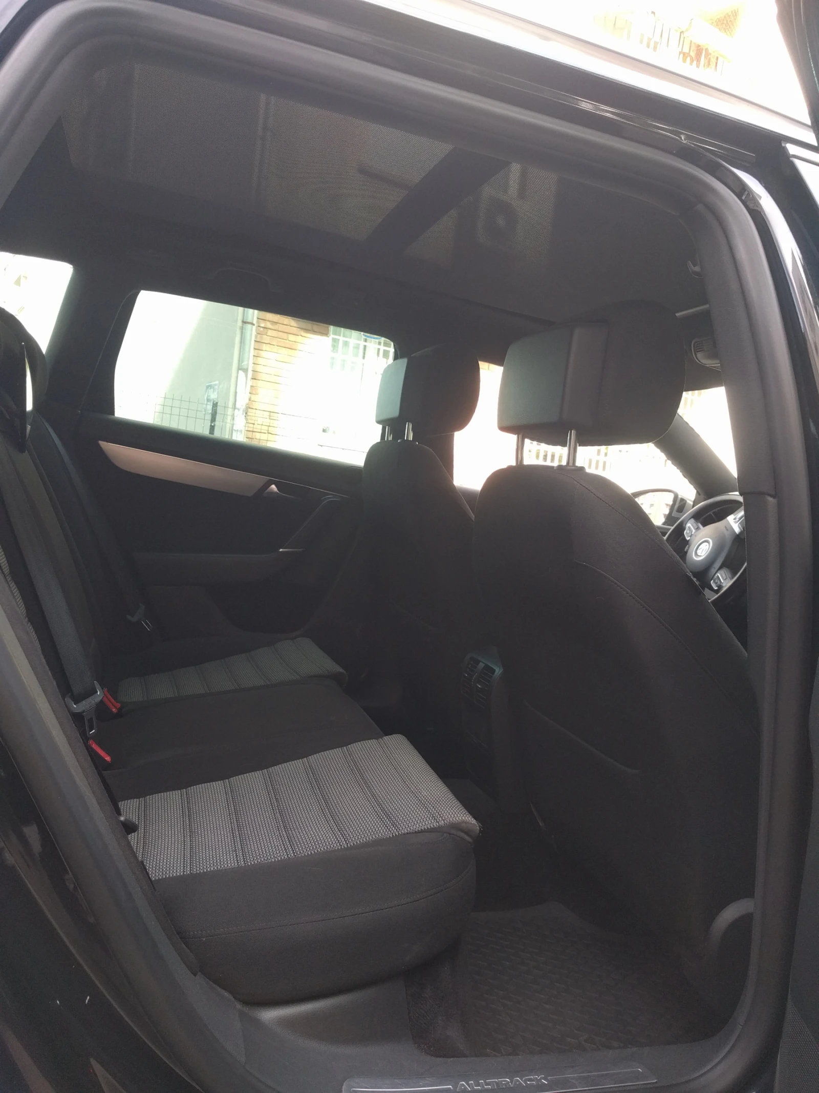 VW Passat Alltrack - СПЕШНО!, снимка 6 - Автомобили и джипове - 56331049