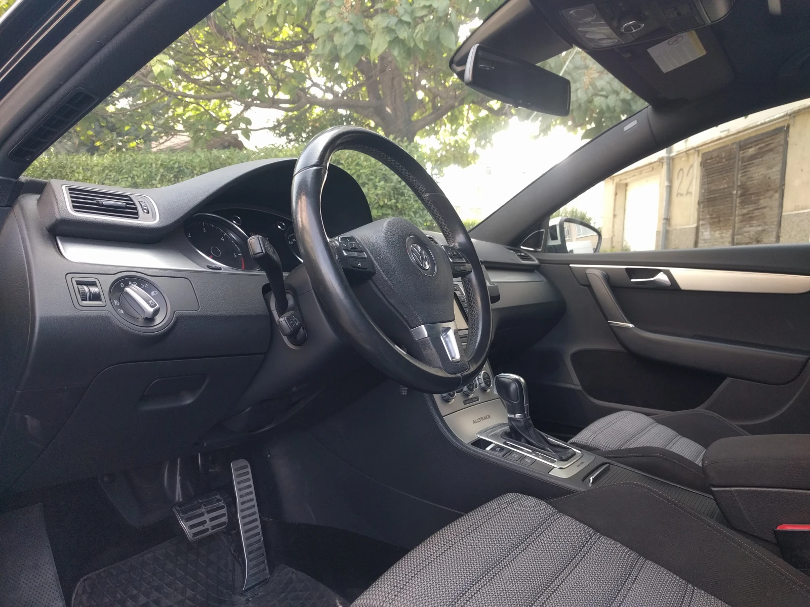 VW Passat Alltrack - СПЕШНО!, снимка 8 - Автомобили и джипове - 56331049