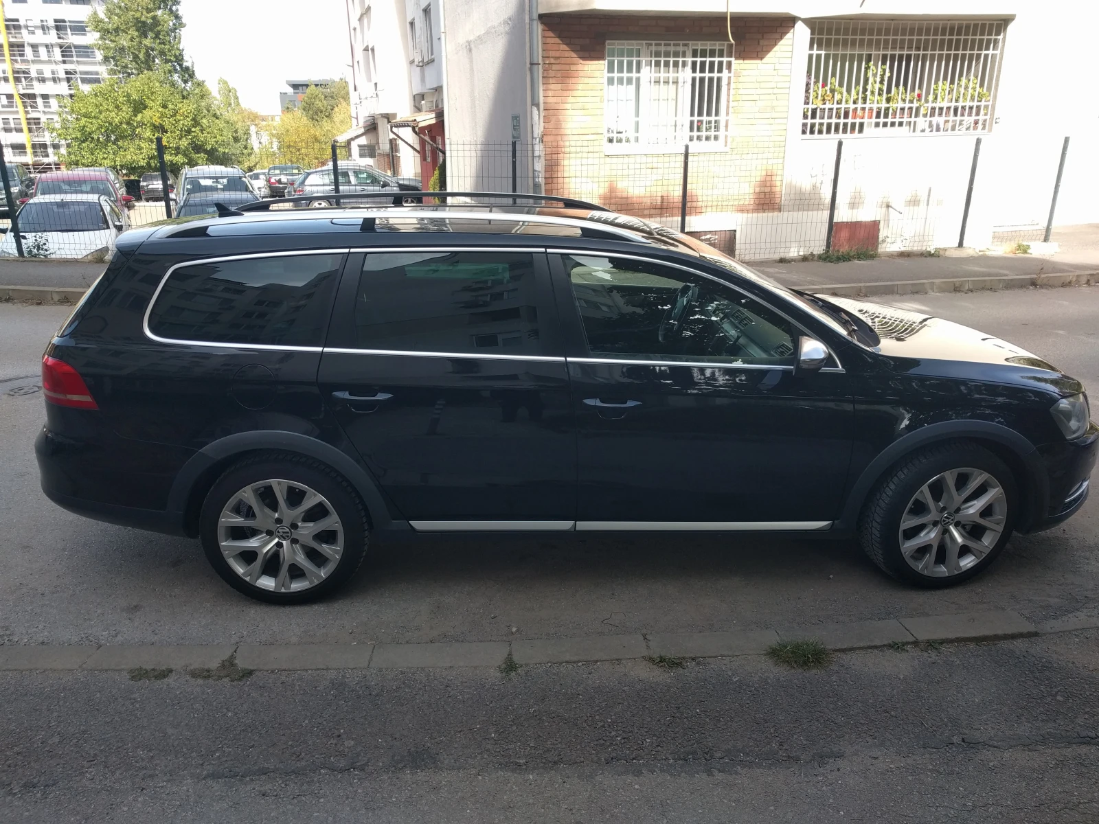 VW Passat Alltrack - СПЕШНО!, снимка 4 - Автомобили и джипове - 56331049
