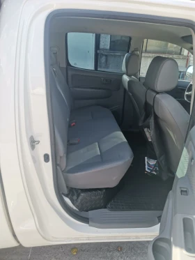 Toyota Hilux 2.5  , снимка 7