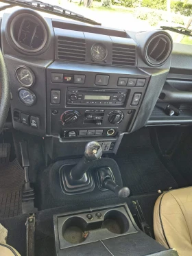 Land Rover Defender - 25600 € / 50069.25 лв. - 73984345 7