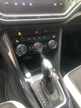 VW T-Roc - 19999 € / 39114.64 лв. - 37171054 8