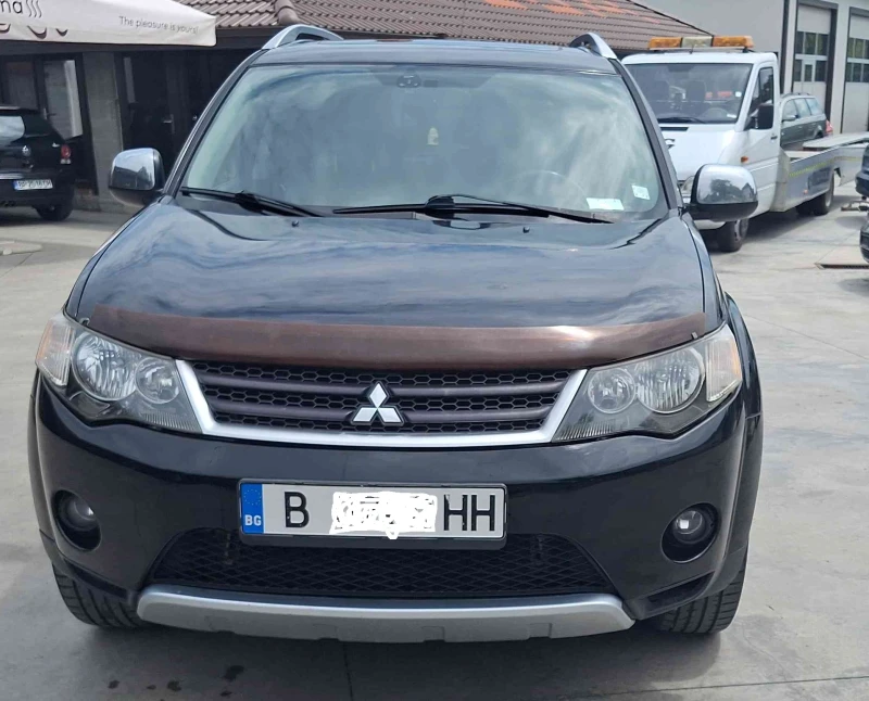 Mitsubishi Outlander 3.0 V6 , снимка 3 - Автомобили и джипове - 48221724