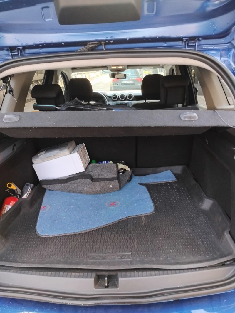 Dacia Duster DCi, снимка 10 - Автомобили и джипове - 52975678