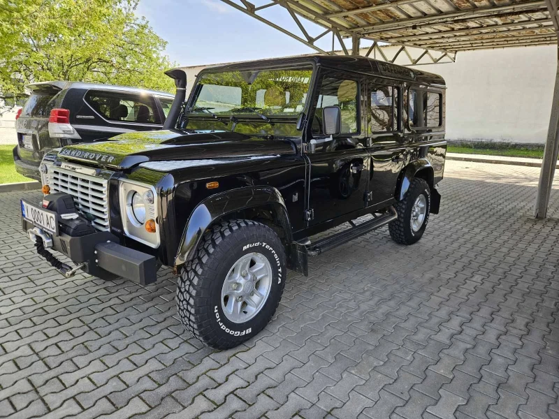 Land Rover Defender, снимка 3 - Автомобили и джипове - 53372343