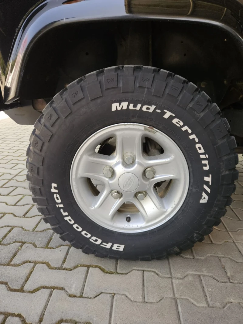 Land Rover Defender, снимка 13 - Автомобили и джипове - 53372343