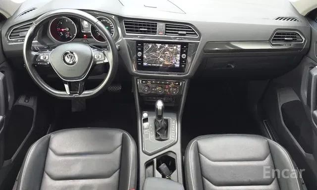 VW Tiguan 2.0TDI Prestige Обдухване Head up 360 Кам, снимка 8 - Автомобили и джипове - 55683154