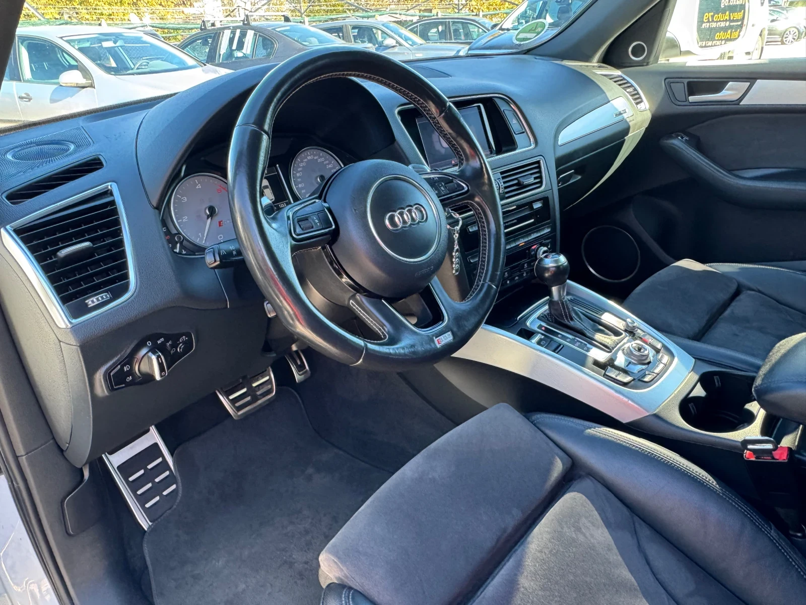 Audi SQ5 DISTRONIK-PANORAMA - изображение 10