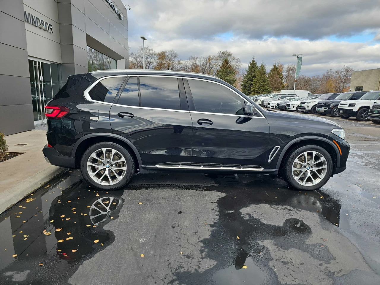 BMW X5 * АВТО КРЕДИТ* ЦЕНА ДО БГ * СЕРВИЗНА ИСТОРИЯ *  - изображение 4