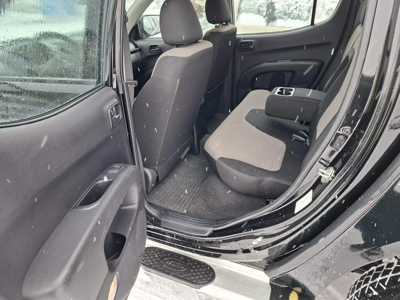 Mitsubishi L200 2.2 ��� 64000�� | Mobile.bg � ����������� 12