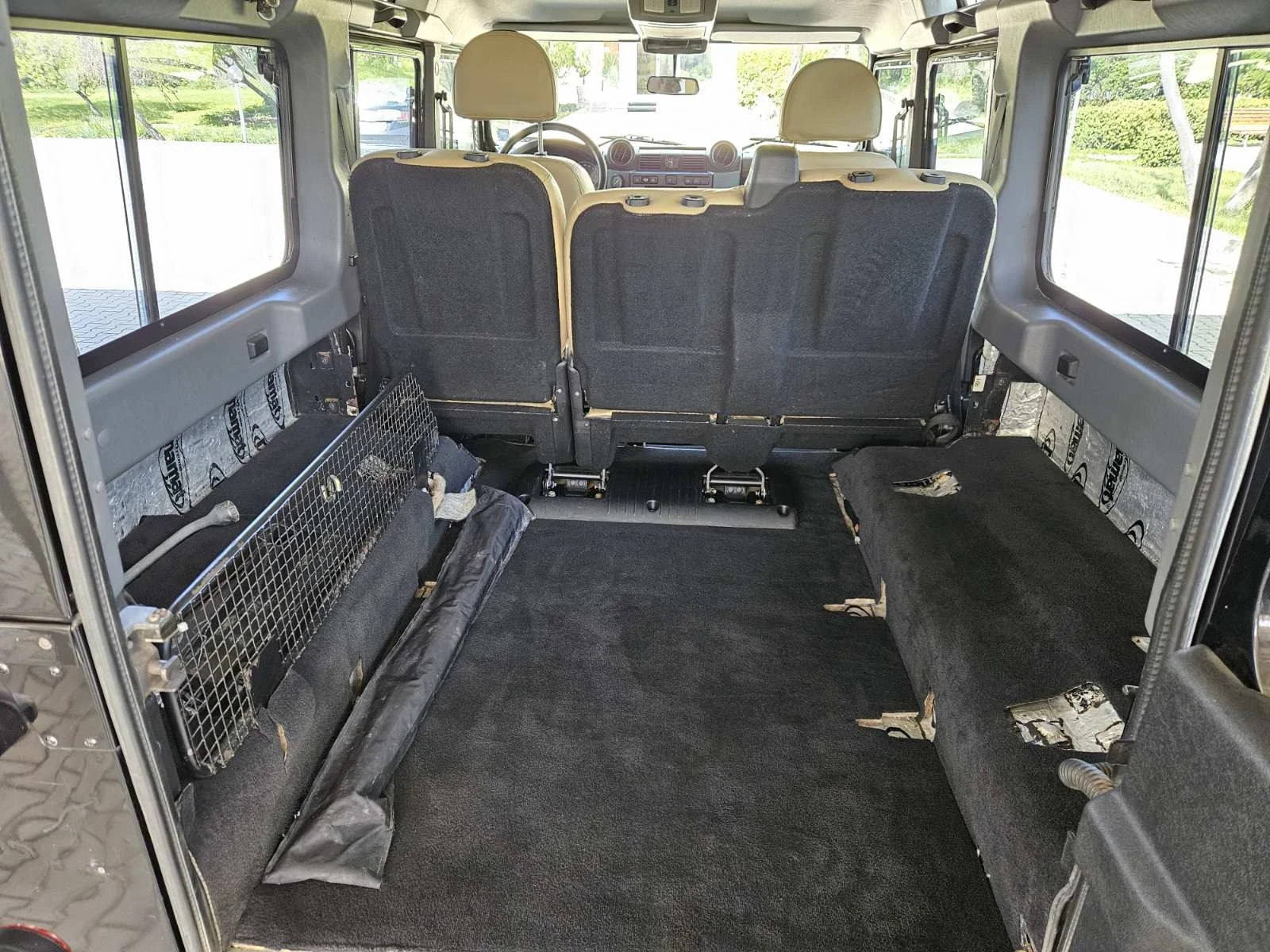 Land Rover Defender  - изображение 6