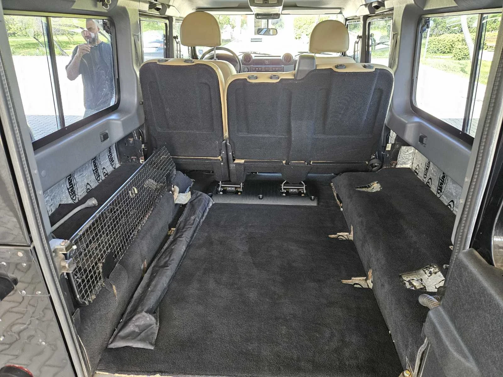 Land Rover Defender  - изображение 10