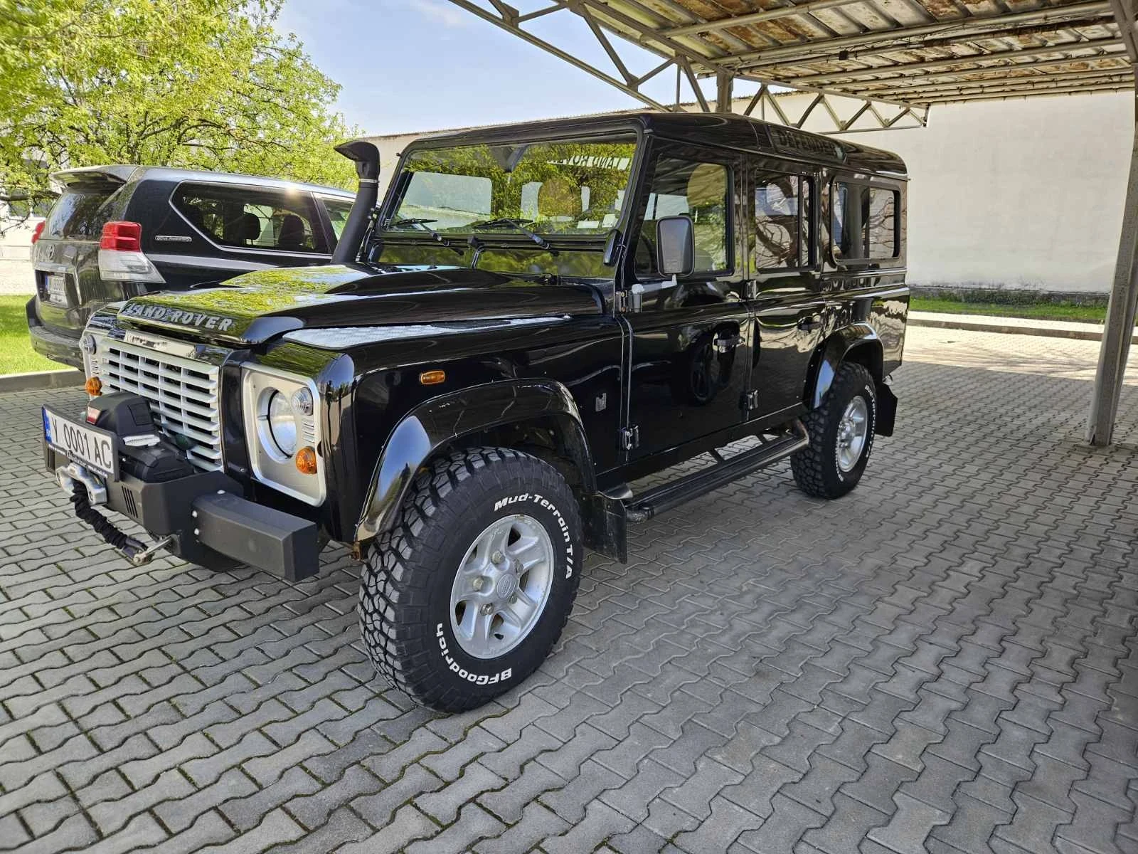 Land Rover Defender  - изображение 3