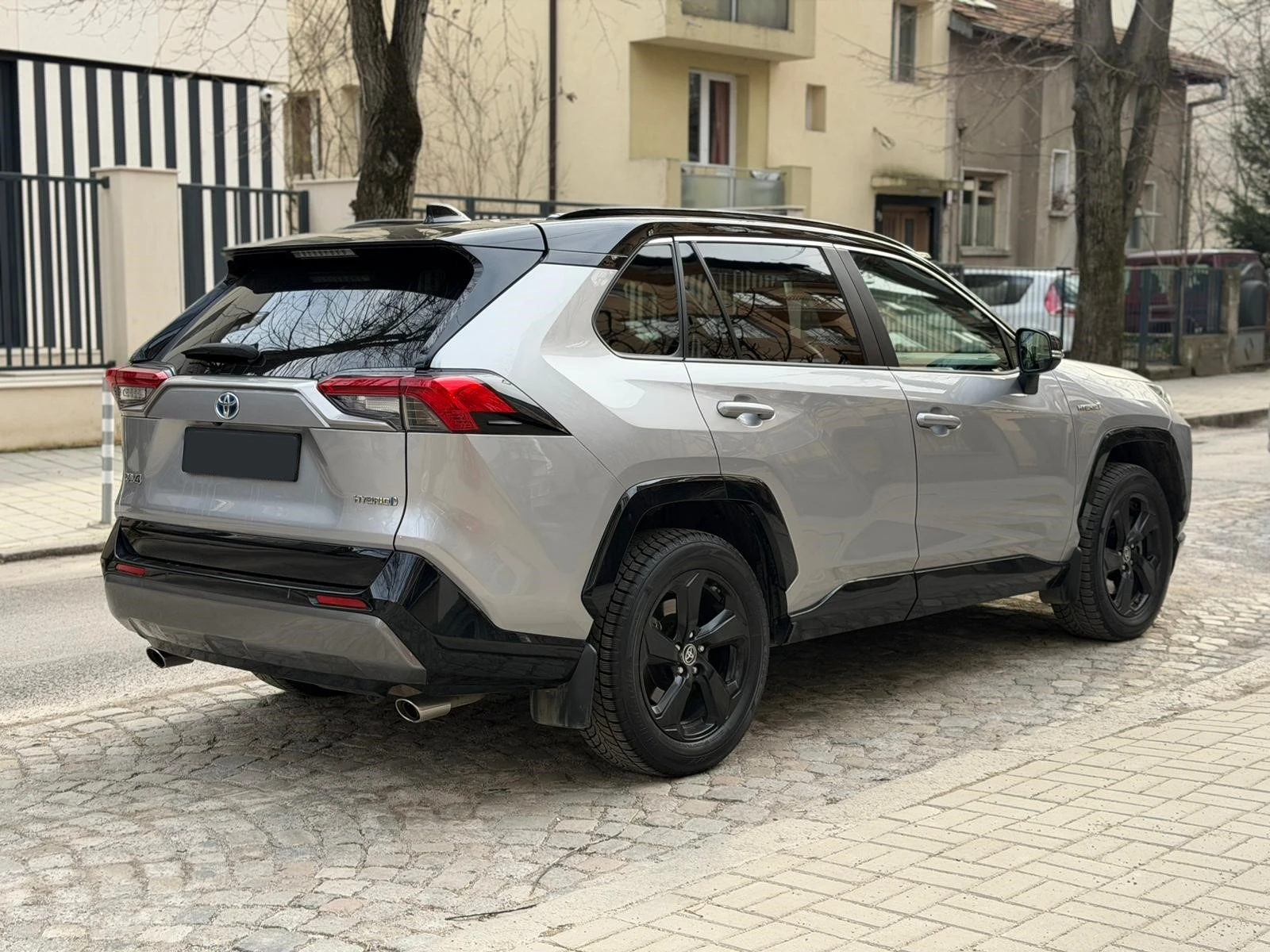 Toyota Rav4 Hybrid AWD - изображение 6