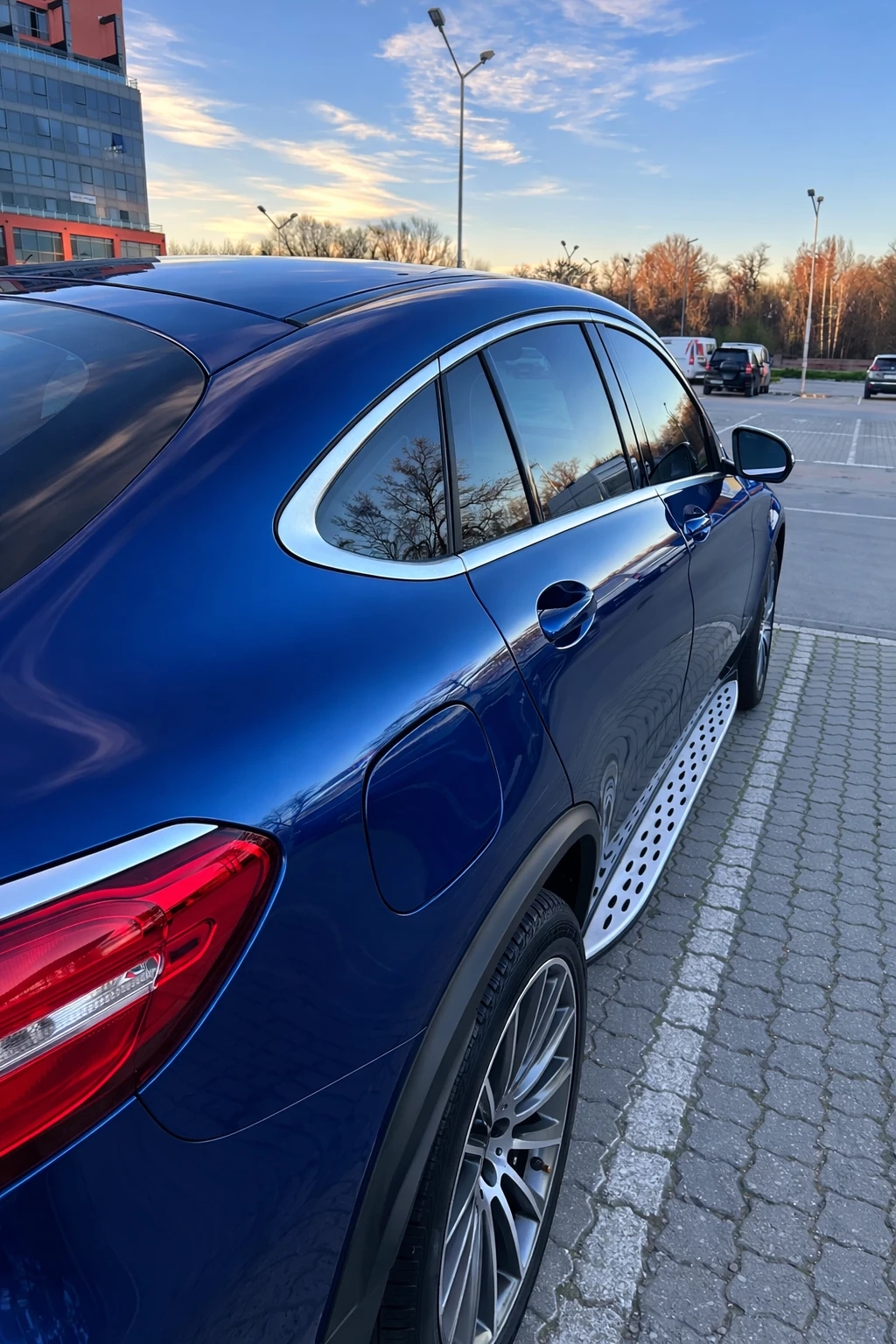 Mercedes-Benz GLC 250 4MATIC Coupe, снимка 7 - Автомобили и джипове - 53797911