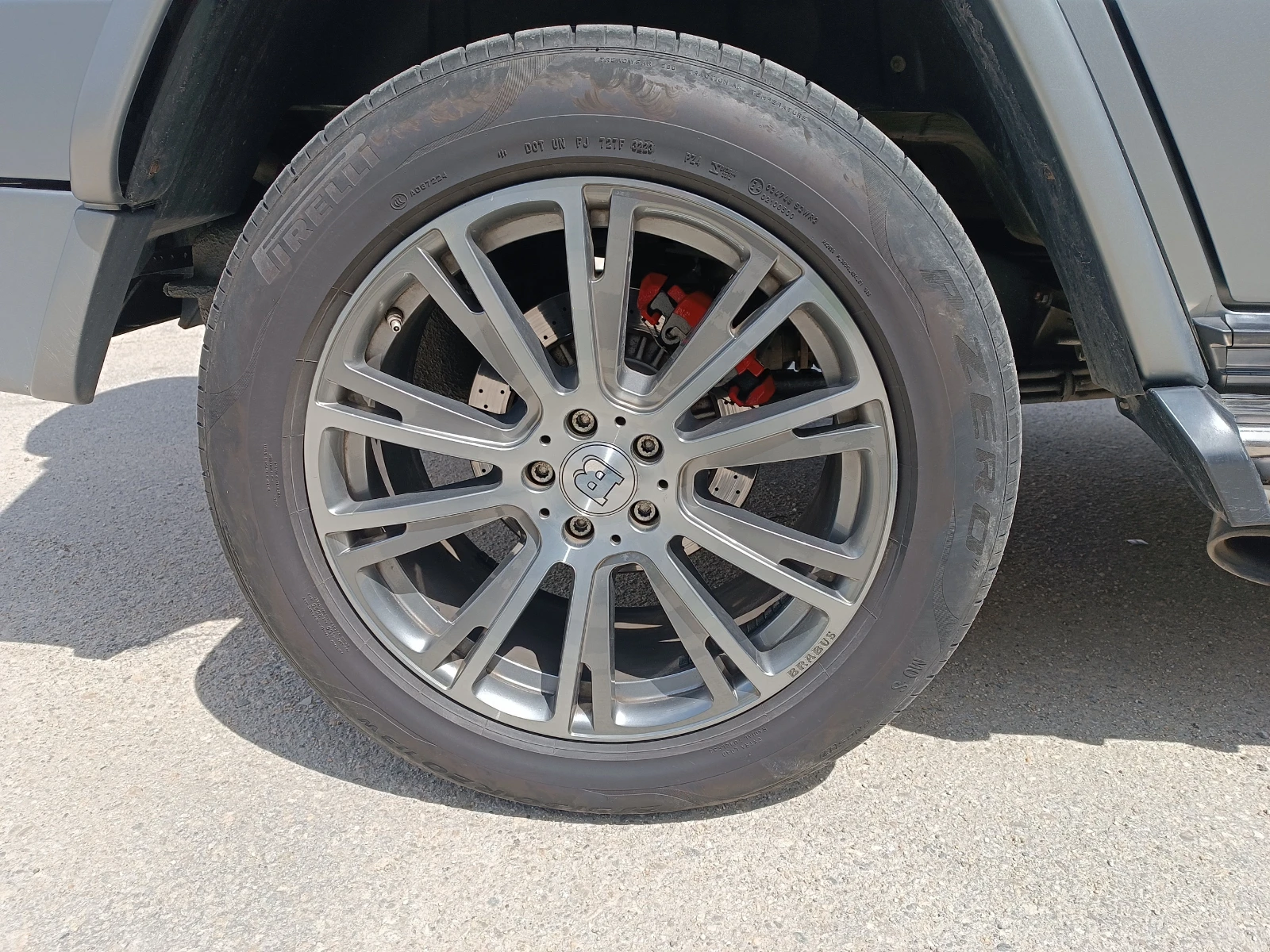 Mercedes-Benz G 63 AMG, снимка 9 - Автомобили и джипове - 54283513