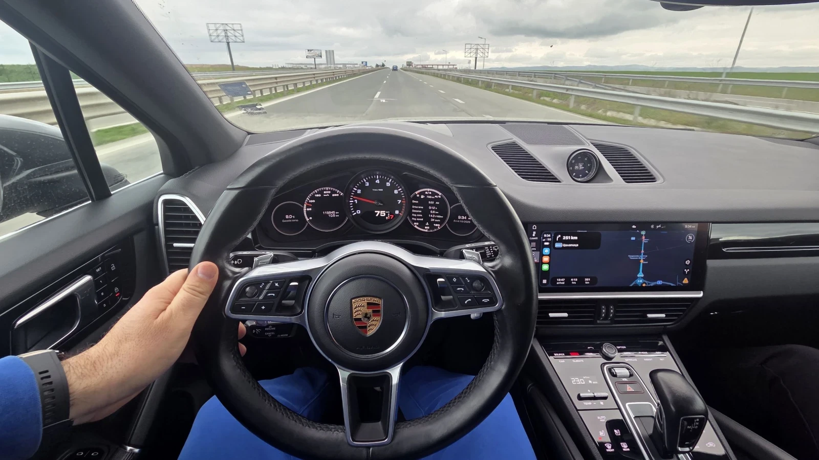 Porsche Cayenne 3.0T Matrix LED 3D camera 21" Джанти, снимка 16 - Автомобили и джипове - 54582964