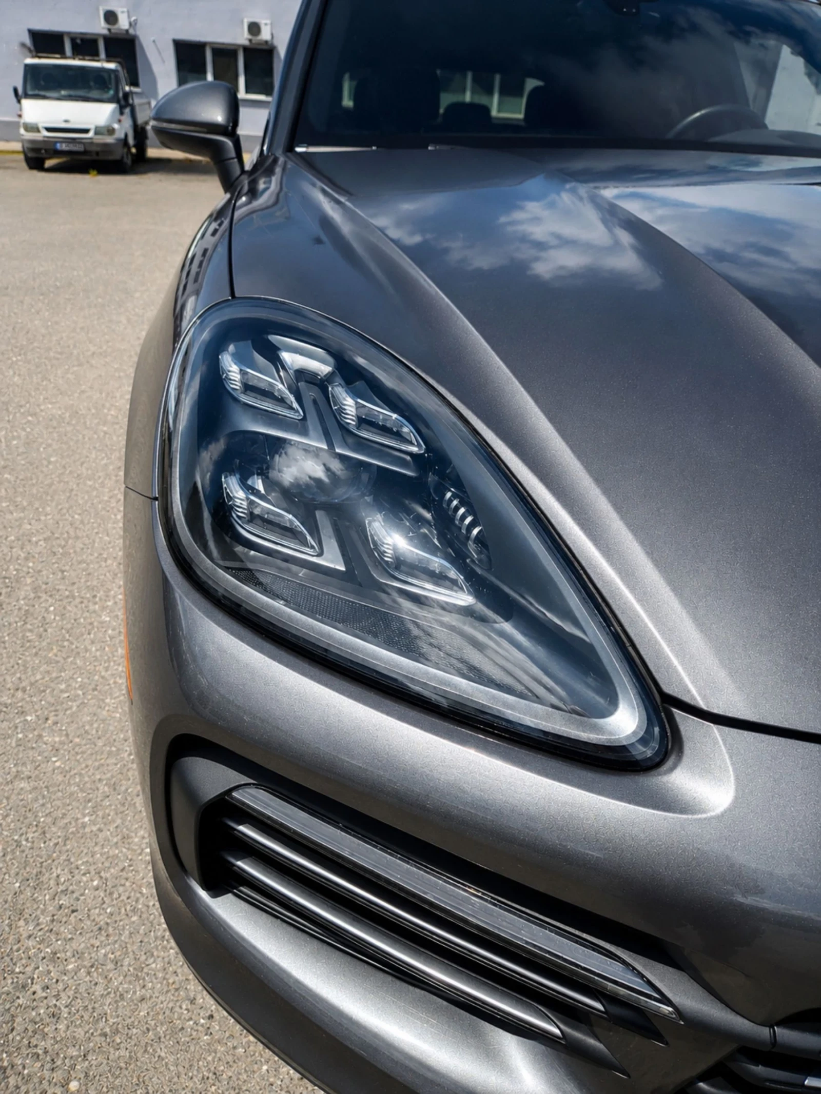 Porsche Cayenne 3.0T Matrix LED 3D camera 21" Джанти, снимка 3 - Автомобили и джипове - 54582964