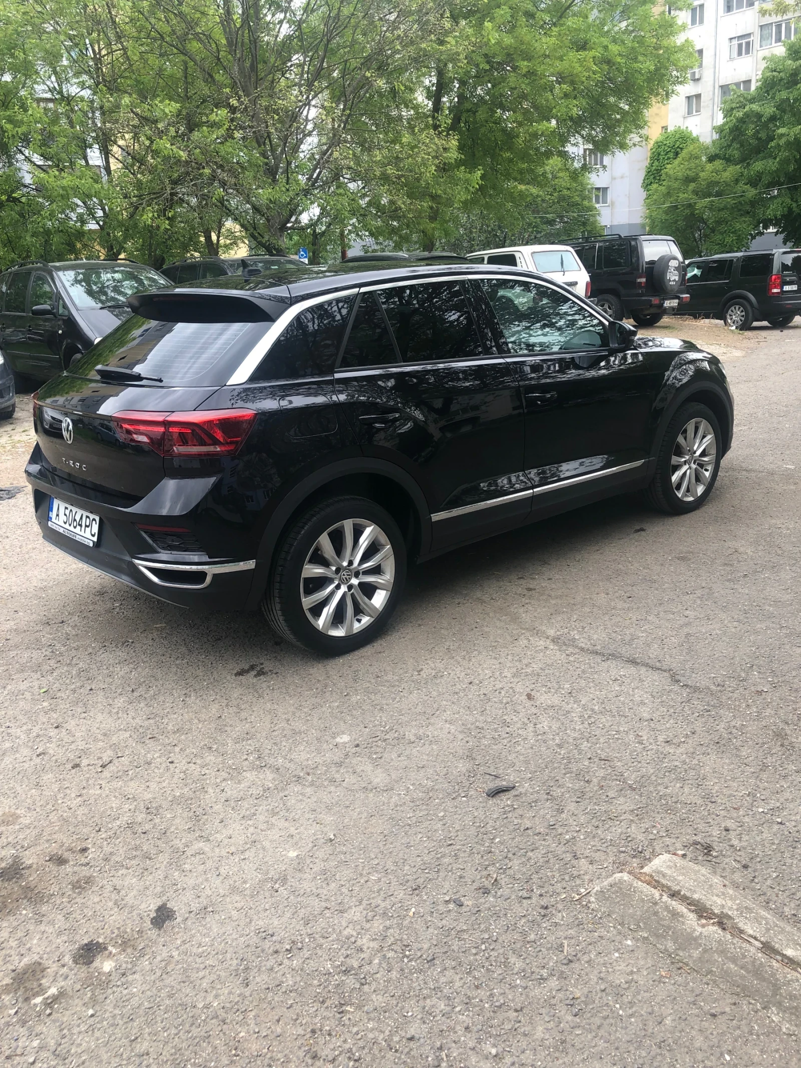 VW T-Roc, снимка 5 - Автомобили и джипове - 54879585