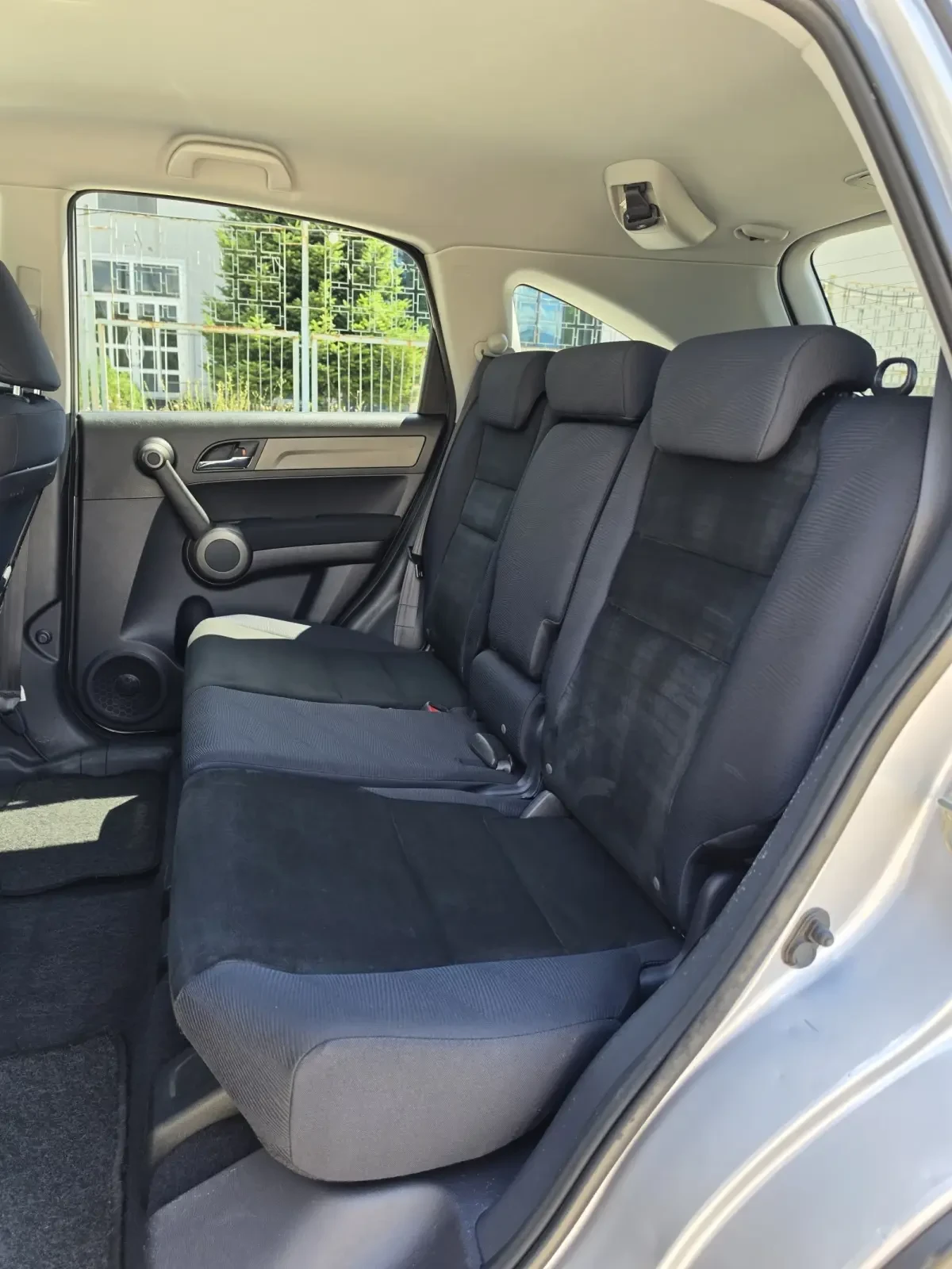 Honda Cr-v 2.0i-VTEC 4x4 Първи собственик 1941г., снимка 12 - Автомобили и джипове - 55306685
