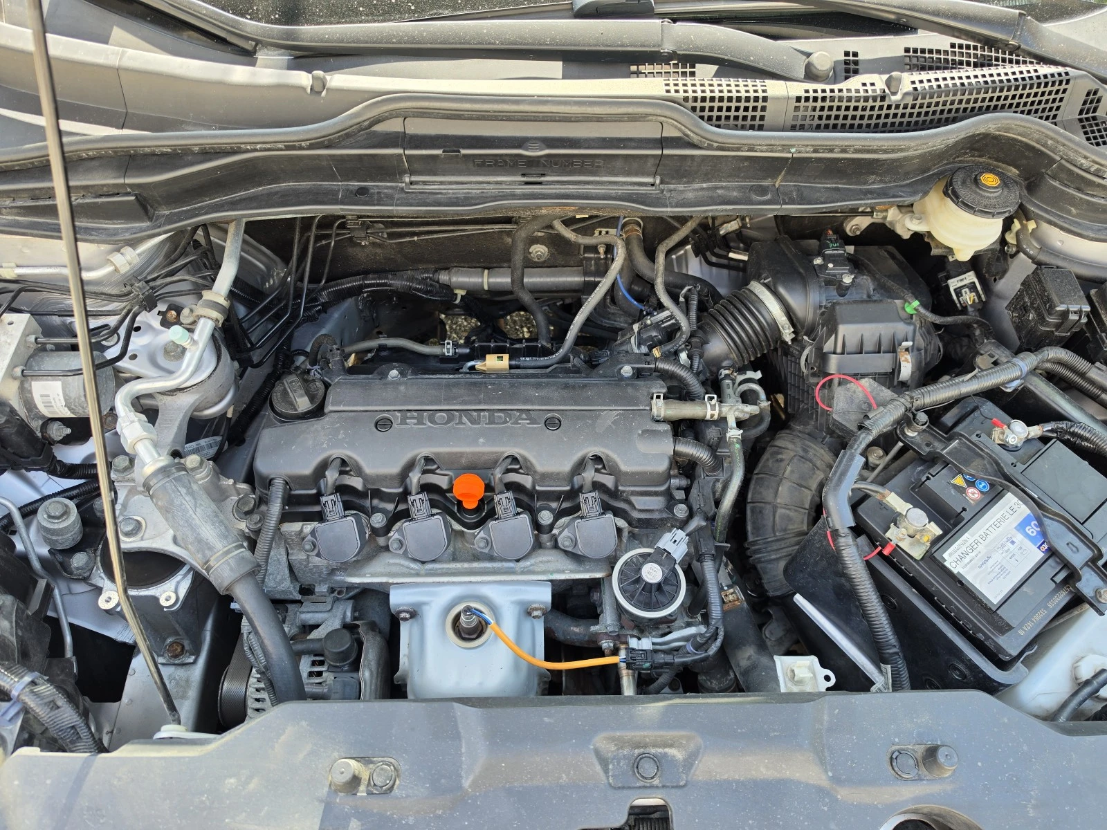 Honda Cr-v 2.0i-VTEC 4x4 Първи собственик 1941г., снимка 9 - Автомобили и джипове - 55306685