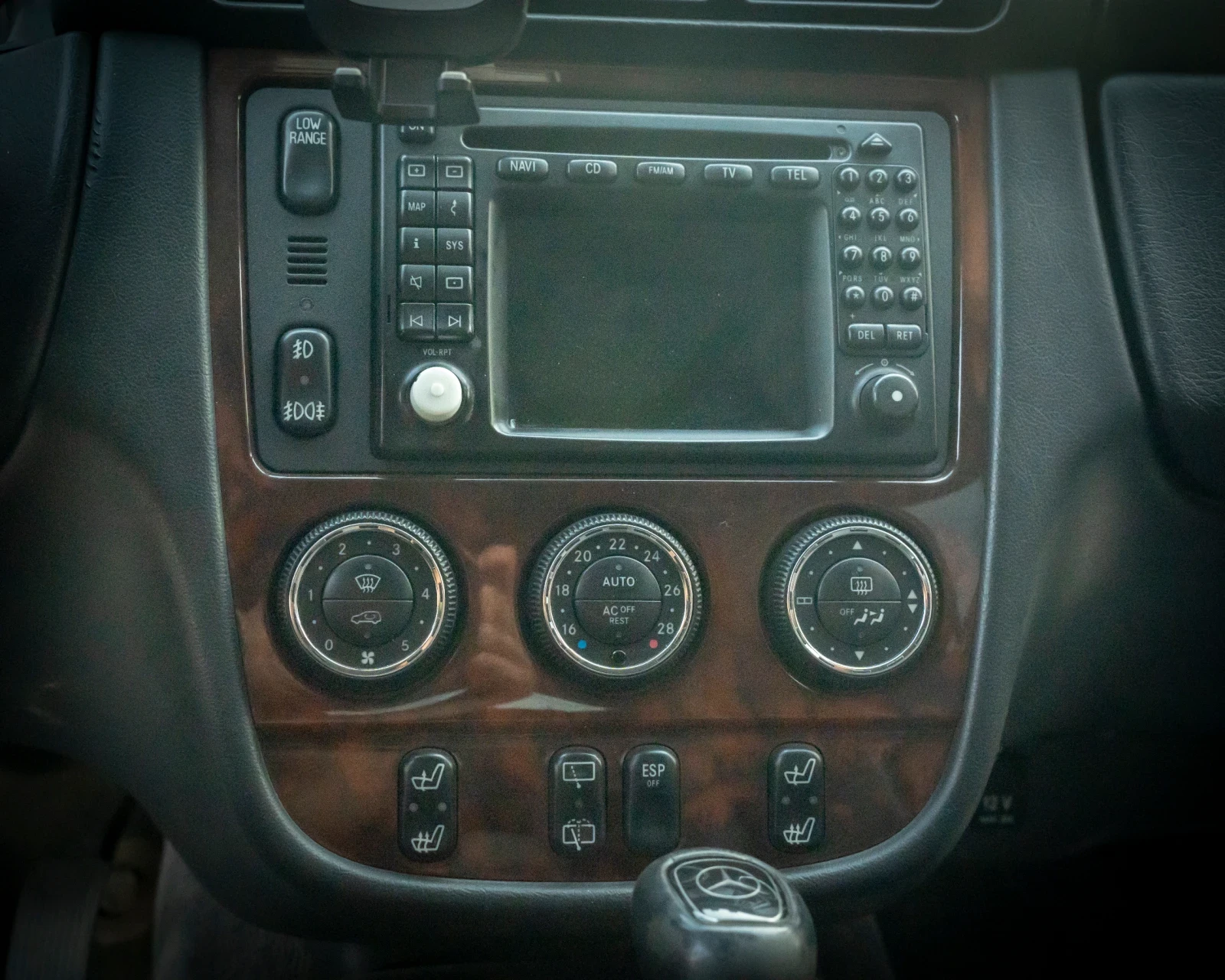 Mercedes-Benz ML 270, снимка 11 - Автомобили и джипове - 55586120