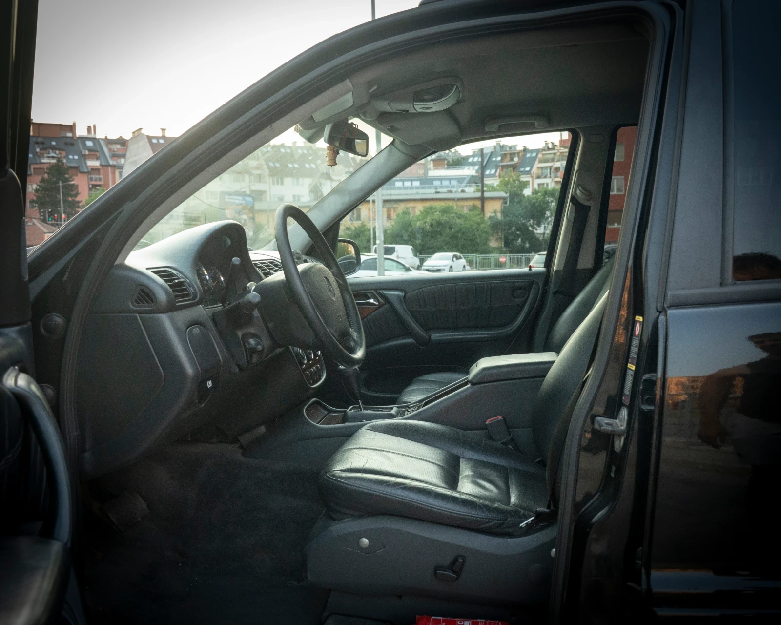 Mercedes-Benz ML 270, снимка 6 - Автомобили и джипове - 55586120