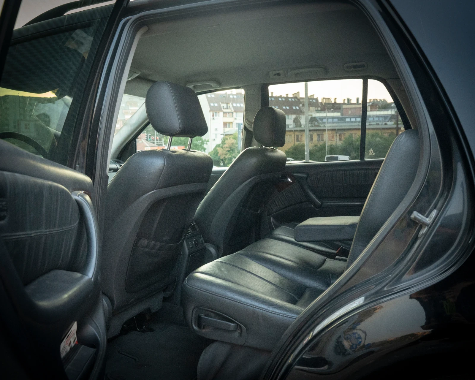 Mercedes-Benz ML 270, снимка 7 - Автомобили и джипове - 55586120