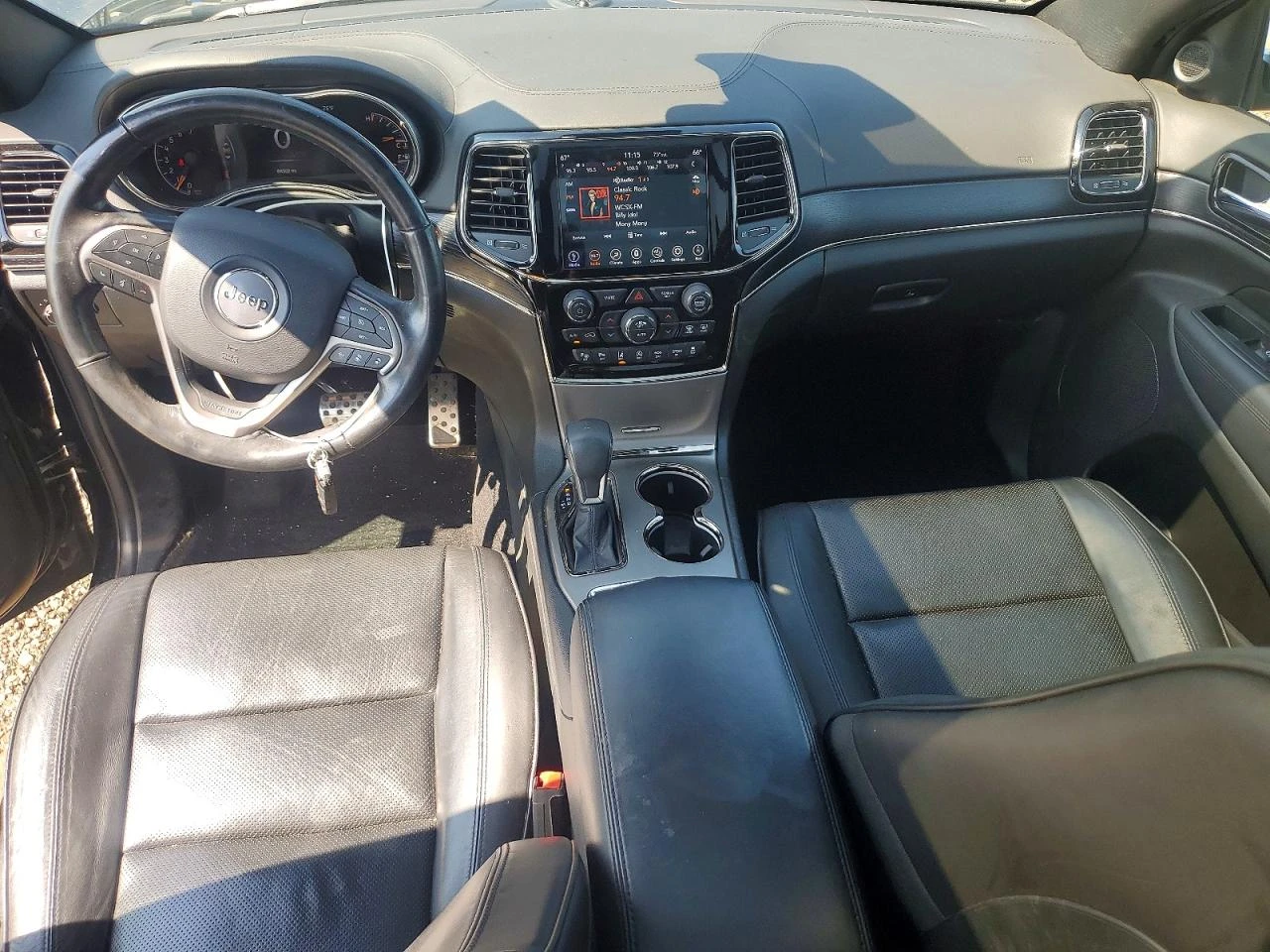 Jeep Grand cherokee OVERLAND* 8ZF* 4X4* DISTRONIC* ОБДУХ* PANO* , снимка 7 - Автомобили и джипове - 55837557