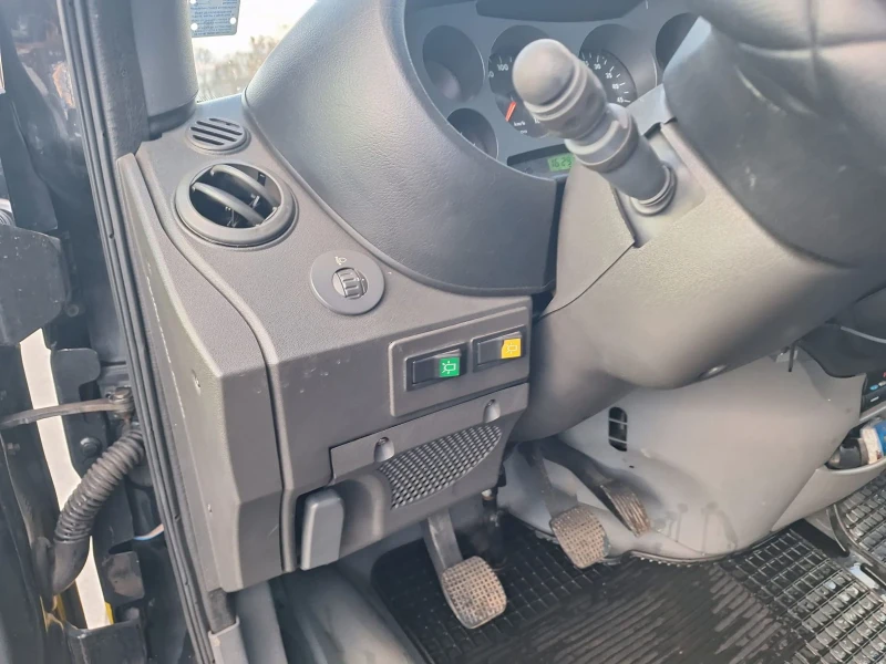 Iveco Daily 4017, снимка 7 - Бусове и автобуси - 53440500