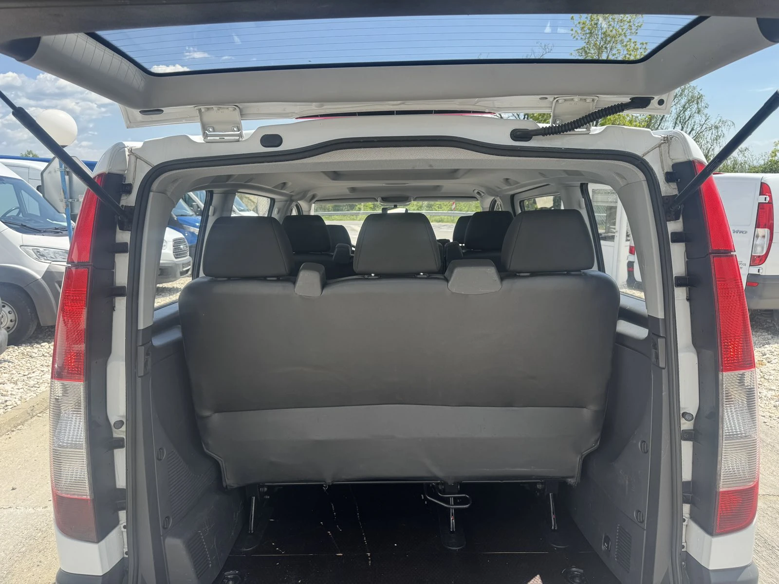 Mercedes-Benz Vito 9местен KLIMA, снимка 16 - Бусове и автобуси - 54426629